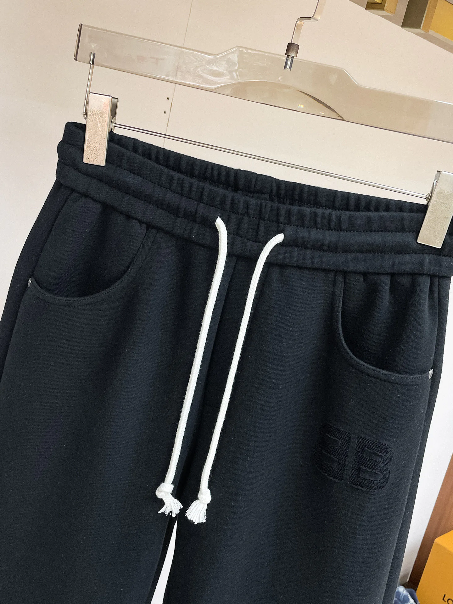 Men's Trousers BALENCIAGA 18499587