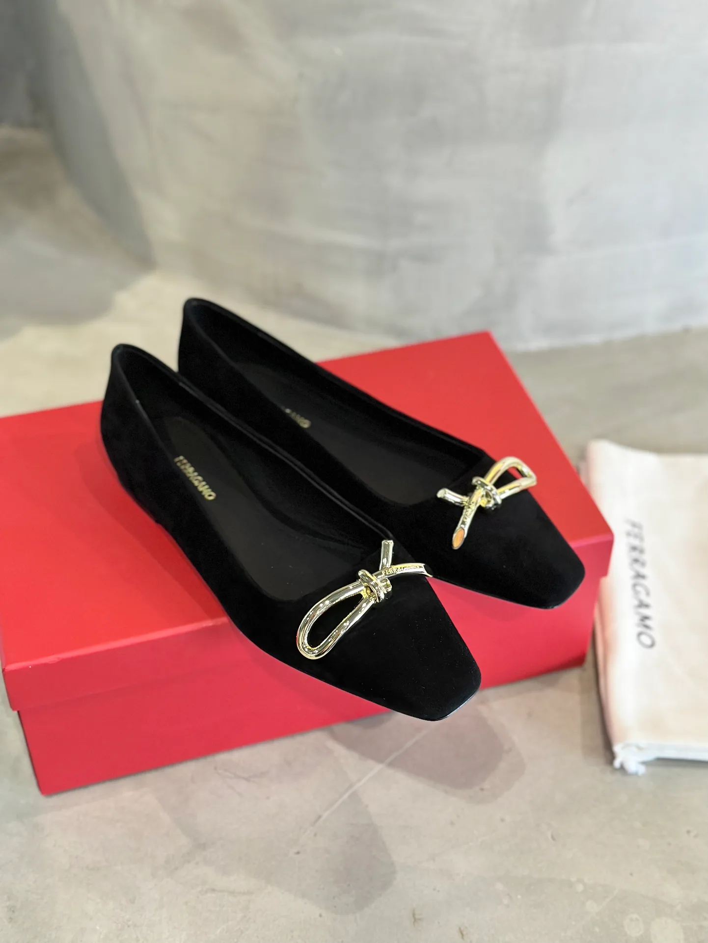 Women's Ballet Flats SALVATORE FERRAGAMO 18340747
