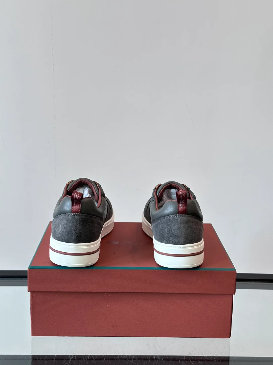 Men's Sneakers LORO PIANA 17730635