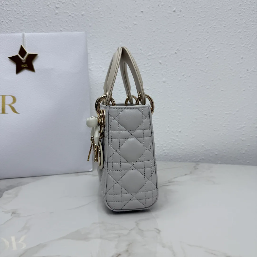 Women's Classic Handbags CHRISTIAN DIOR 17601419