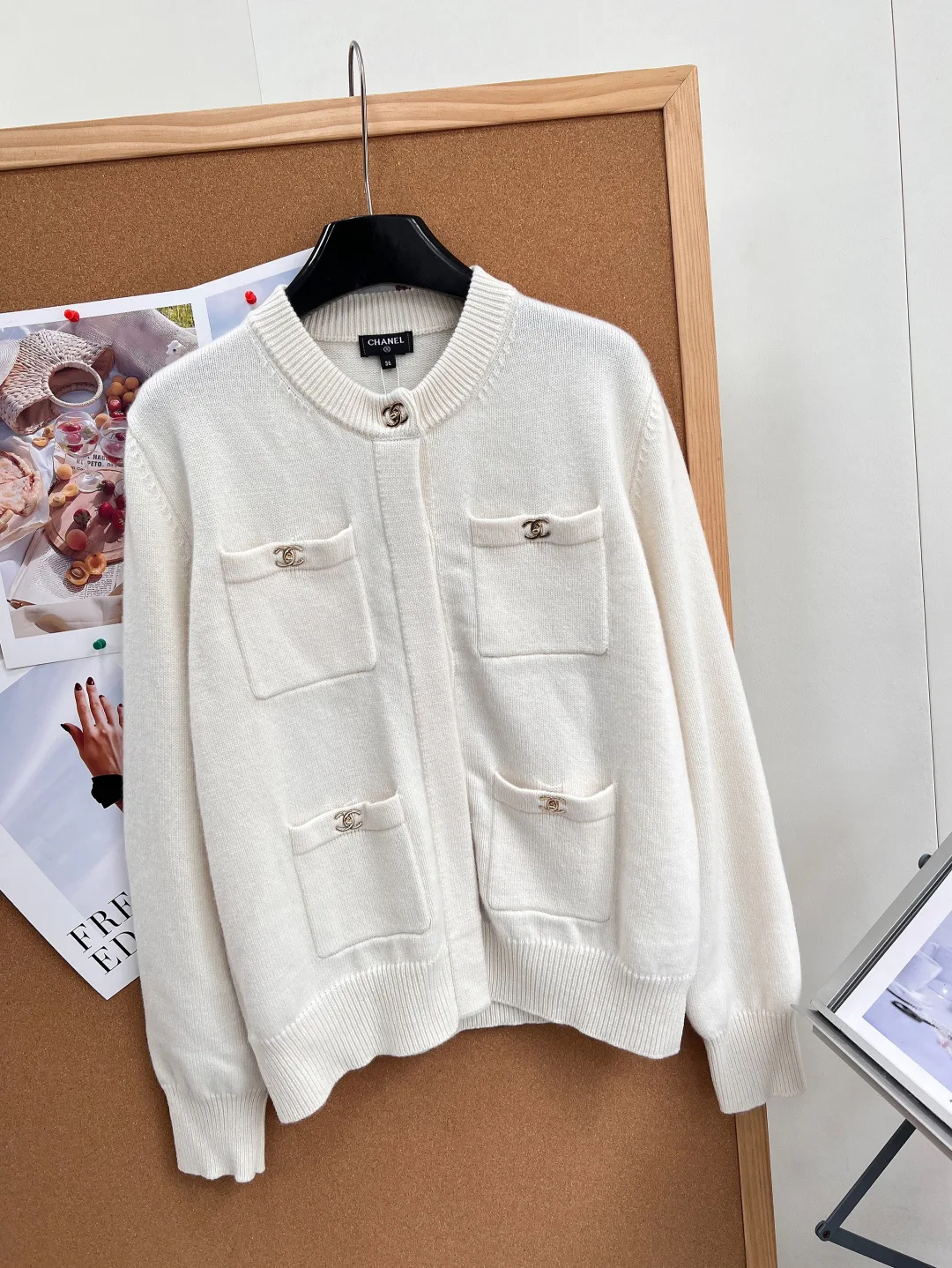 Women's Jumpers And Sweaters CHANEL 18308166