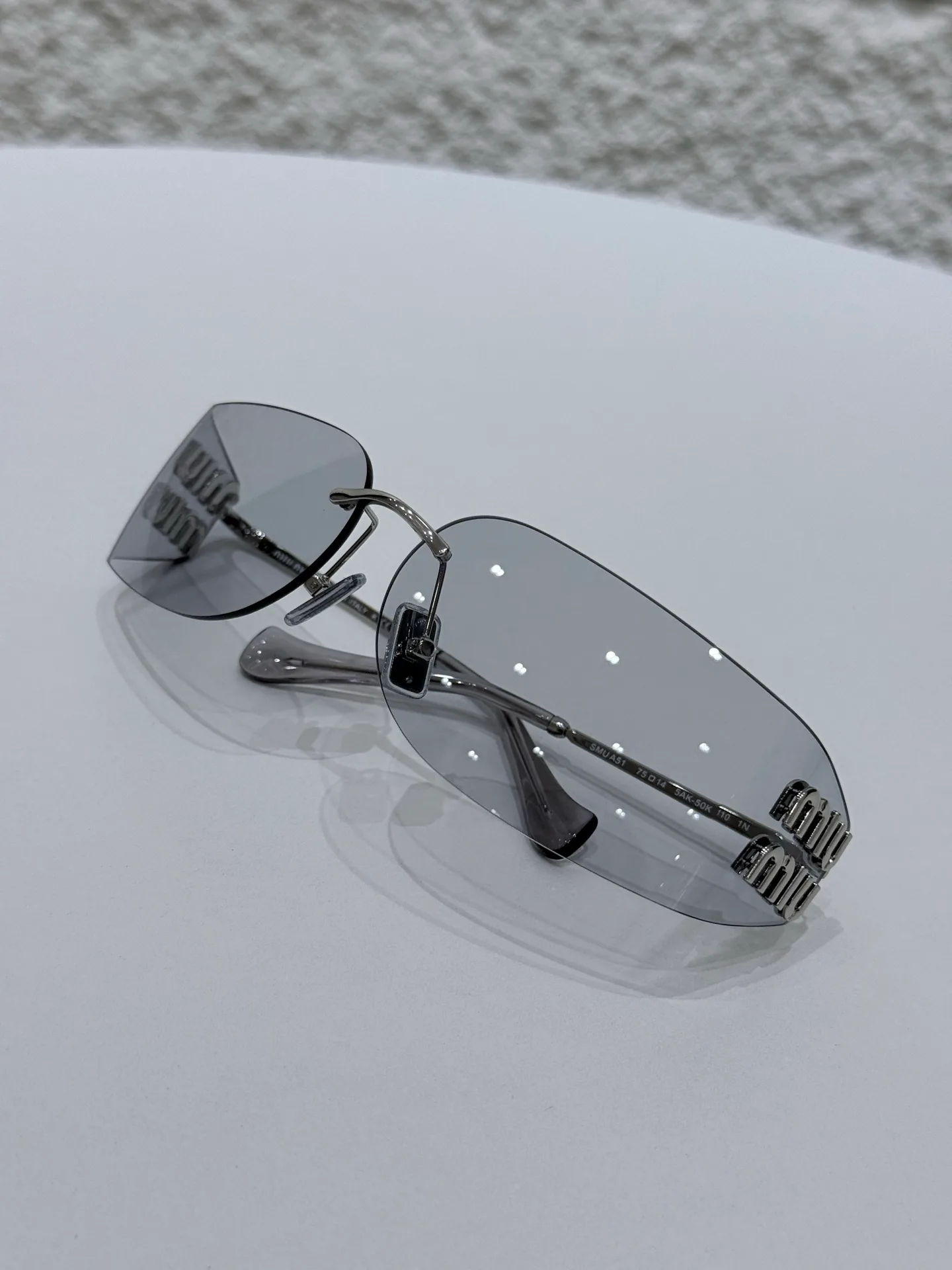 Glasses MIU MIU 16951426