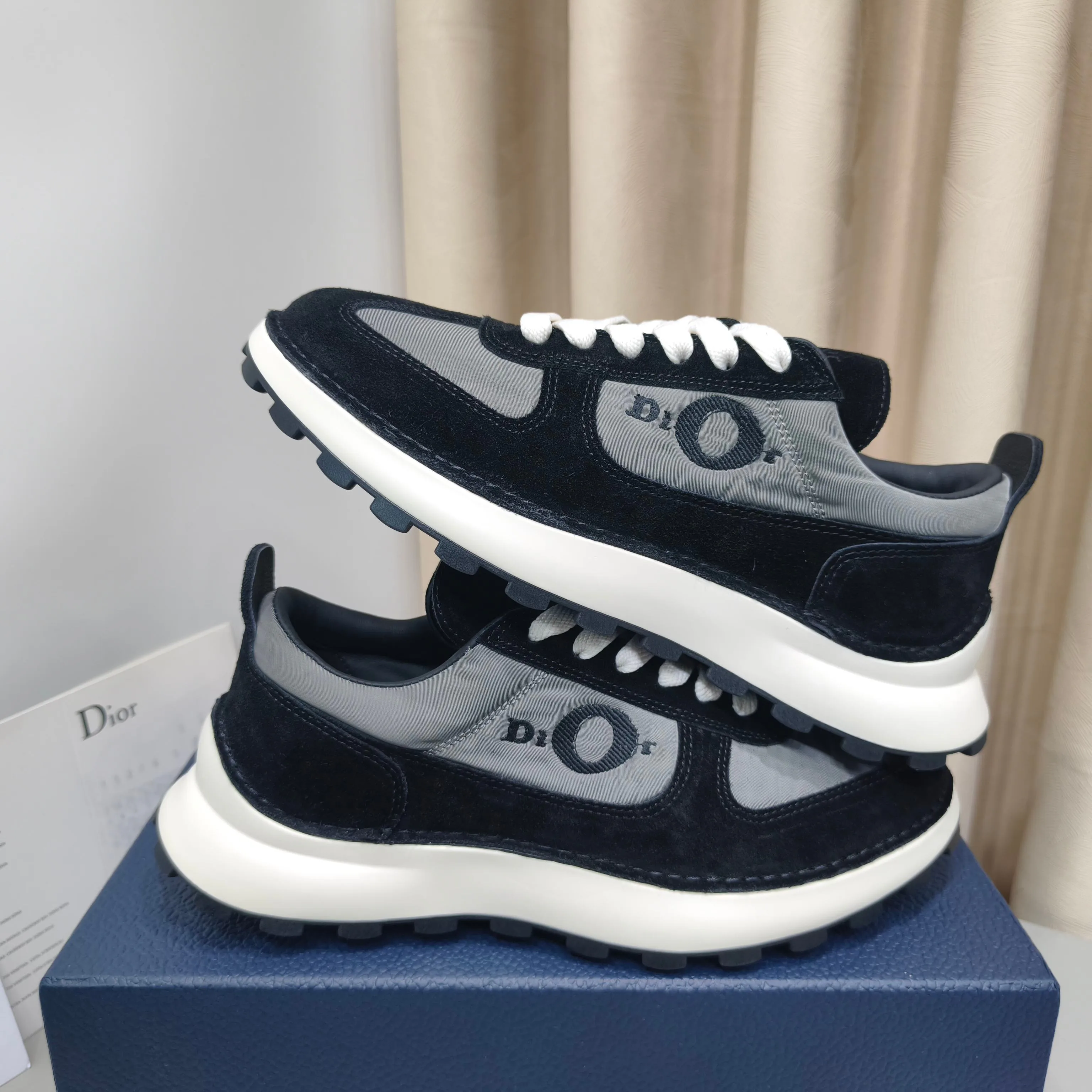 Men's Sneakers CHRISTIAN DIOR 17988953