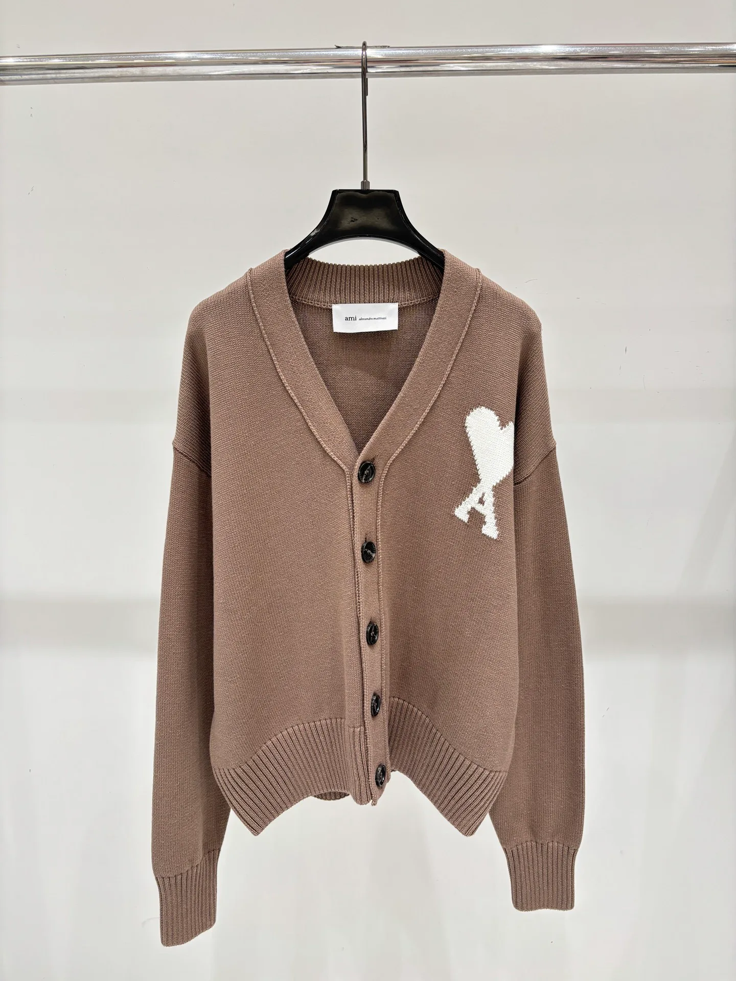 Women's Jumpers And Sweaters AMI PARIS 18032631