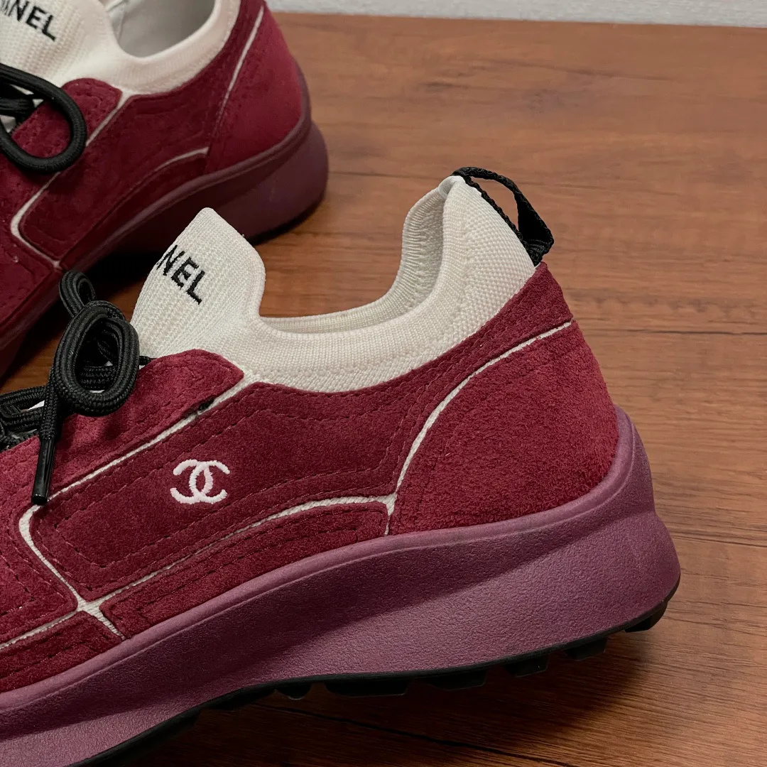 Women's Sneakers CHANEL 17542462