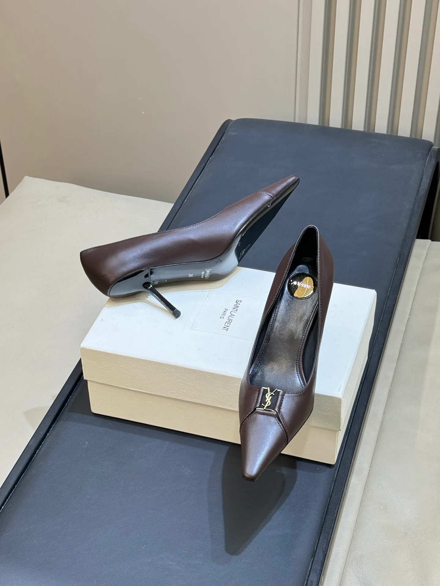 Women's Heels SAINT LAURENT 18073640