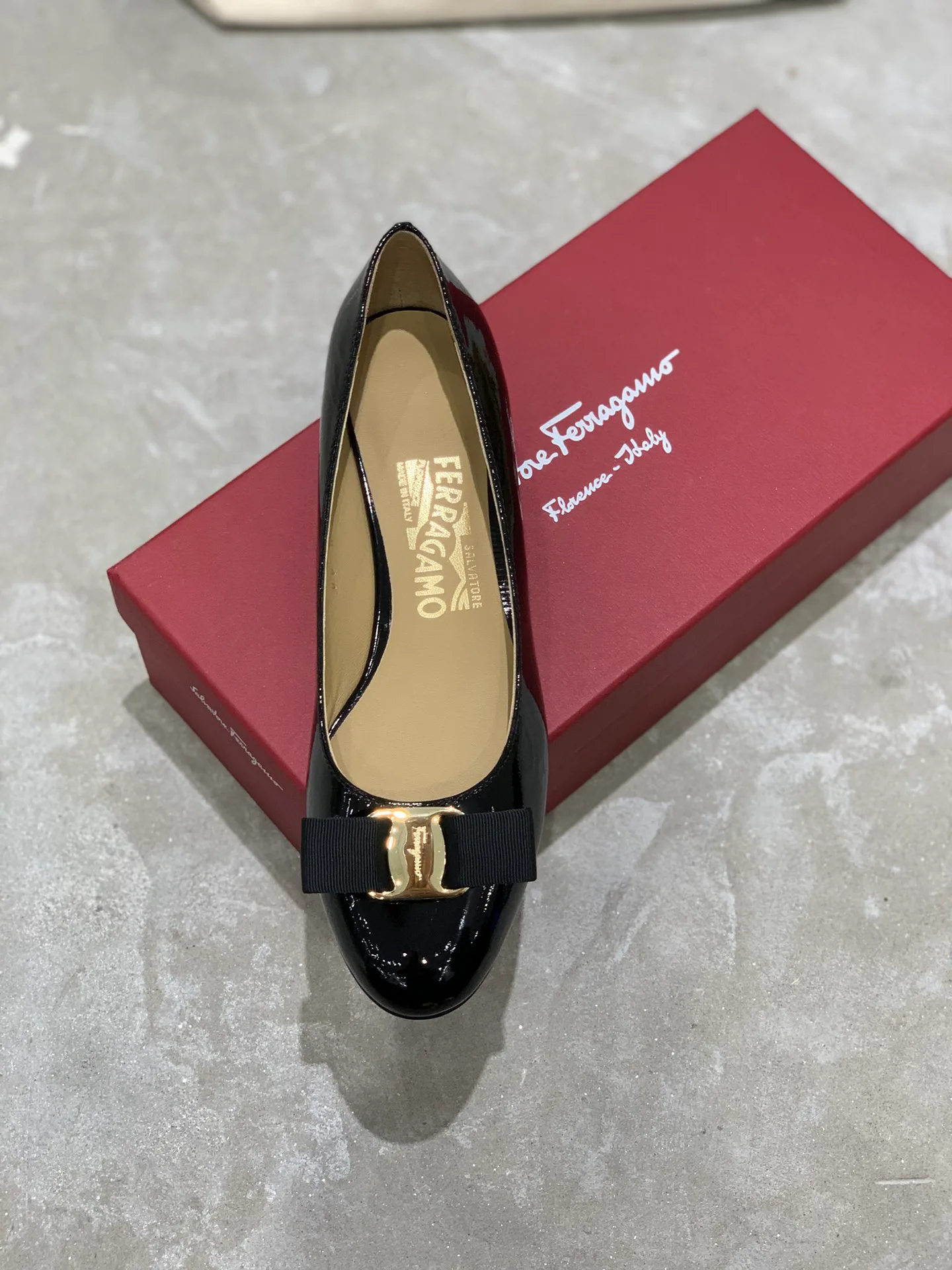 Women's Ballet Flats SALVATORE FERRAGAMO 18340668