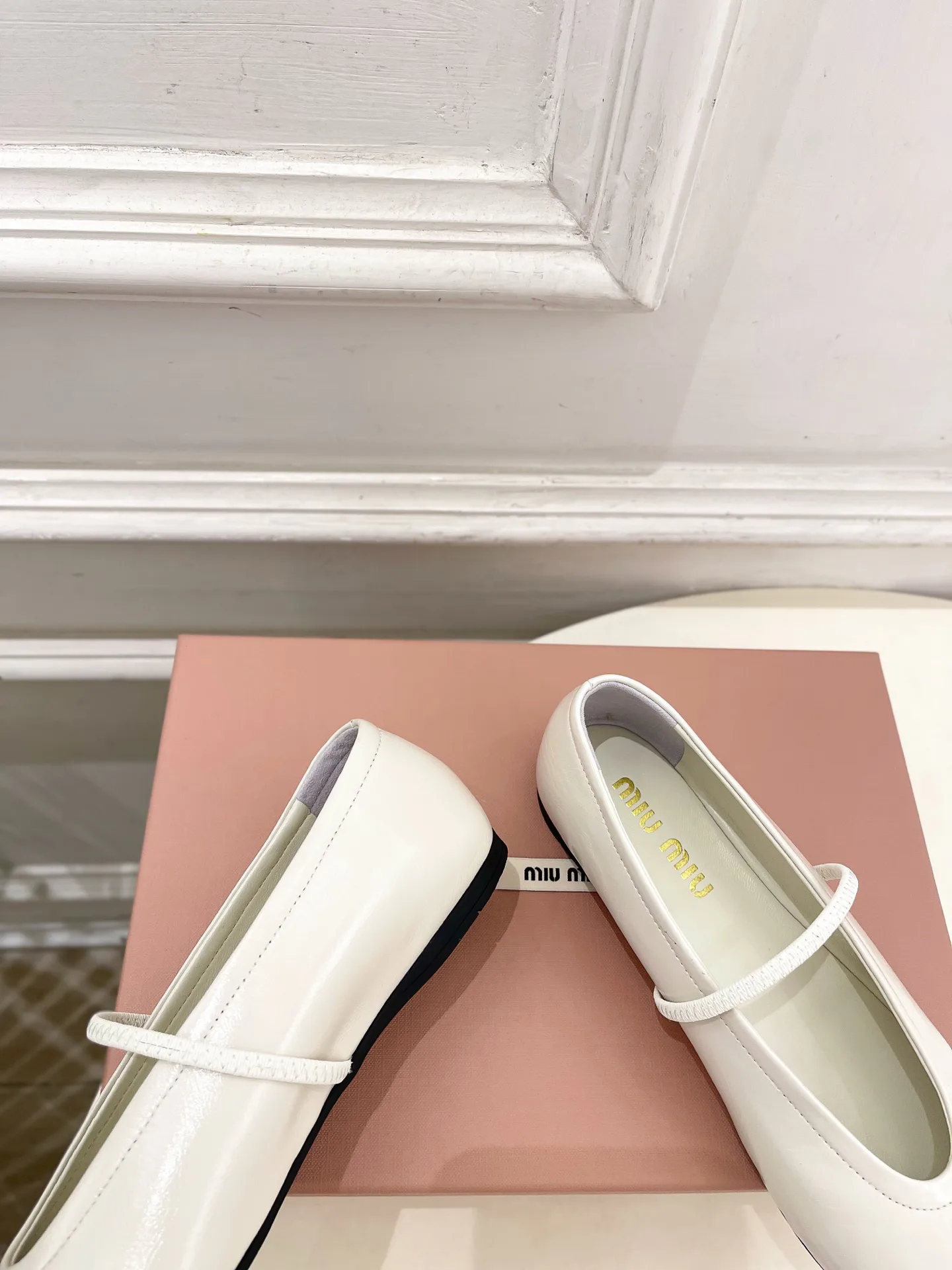 Women's Ballet Flats MIU MIU 17506882