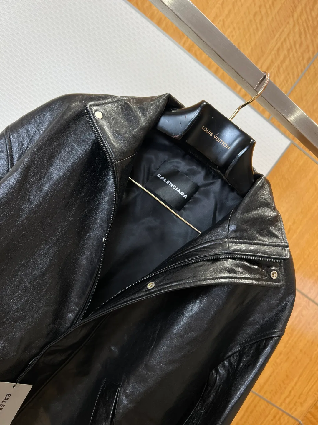 Men's Leather Jackets And Sheepskin Coats BALENCIAGA 18413863