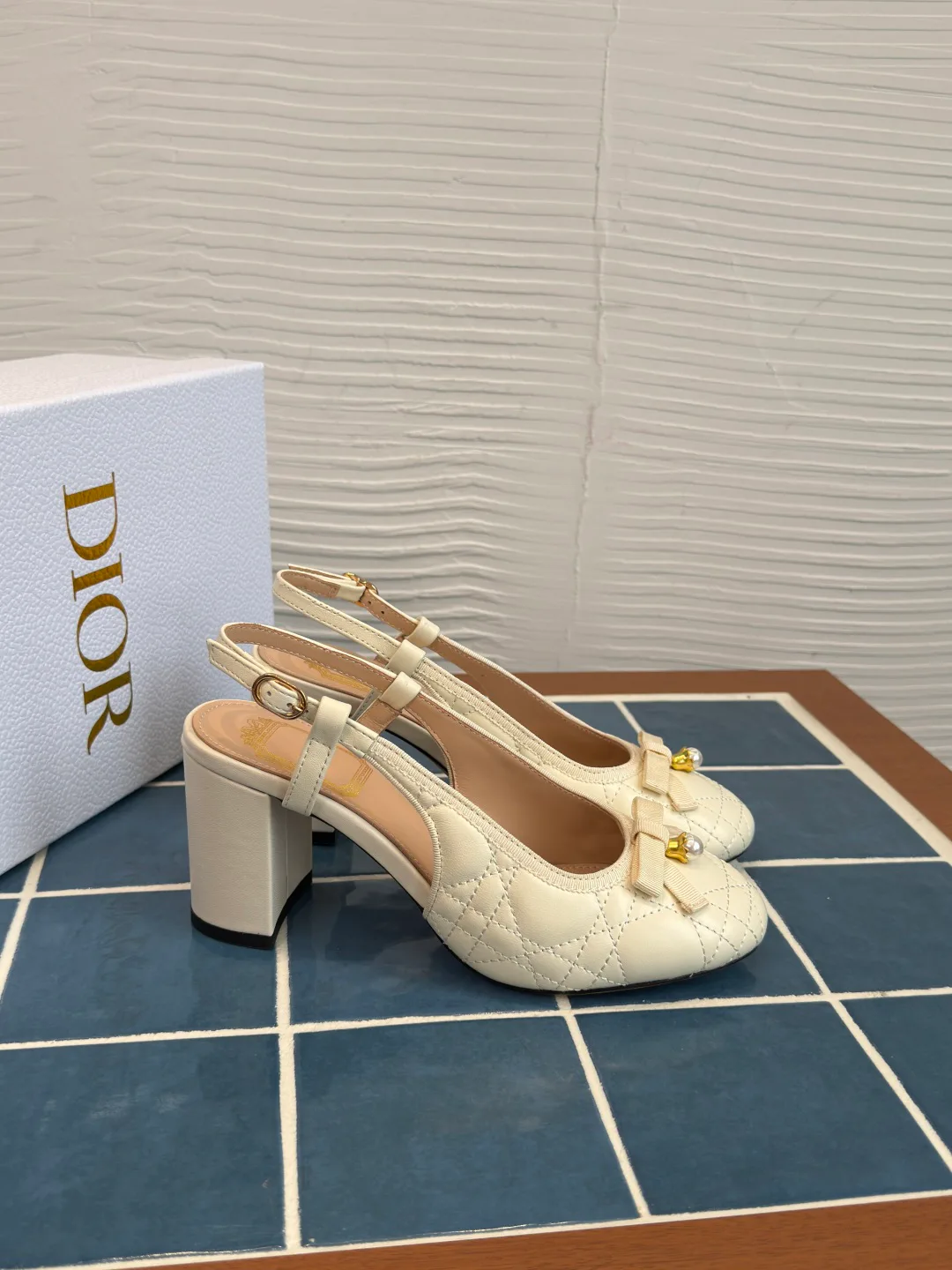 Women's Open-Toe Sandals CHRISTIAN DIOR 18251972