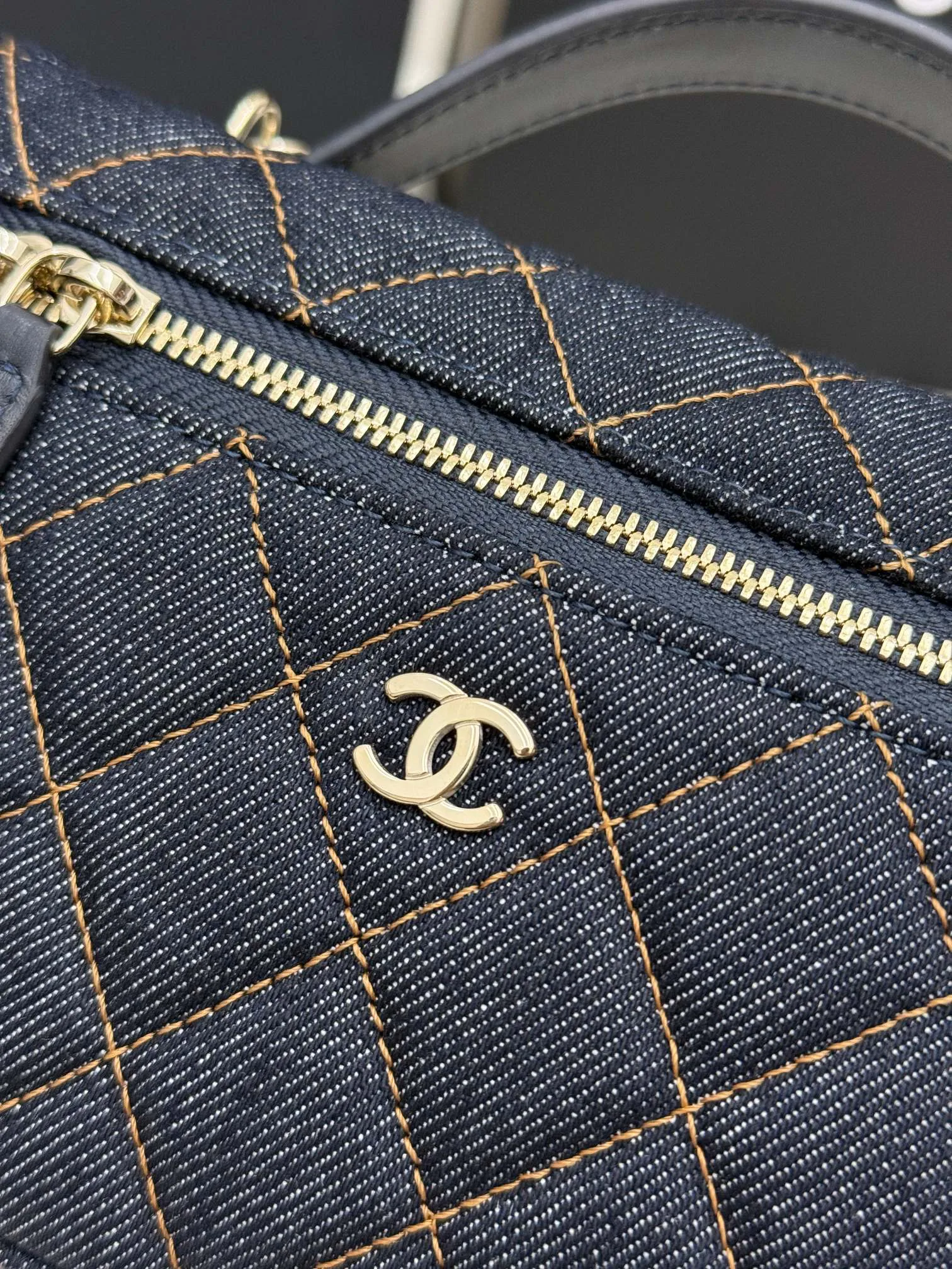 Women's Classic Handbags CHANEL 17949107