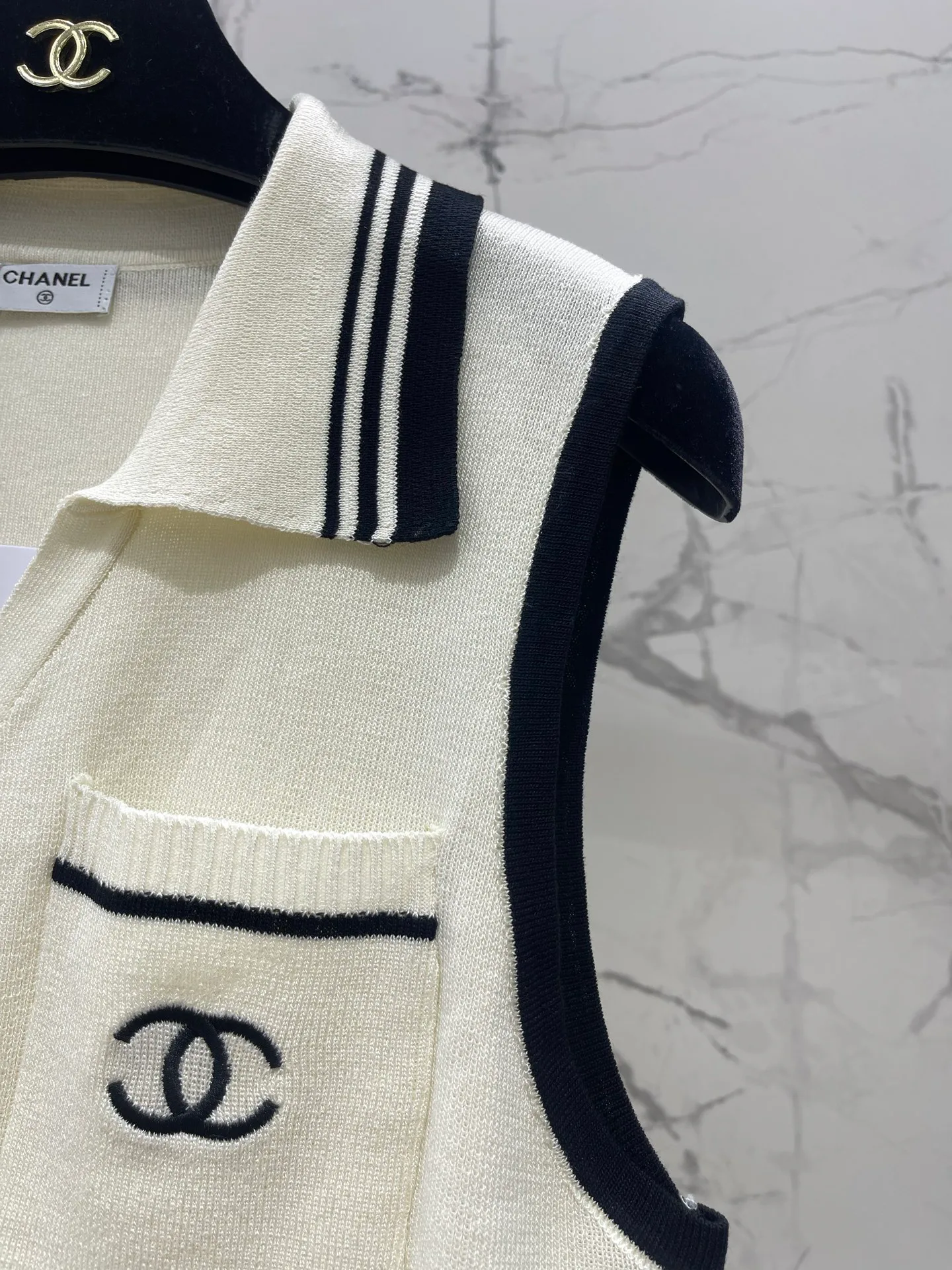 Women's Vests CHANEL 16969976