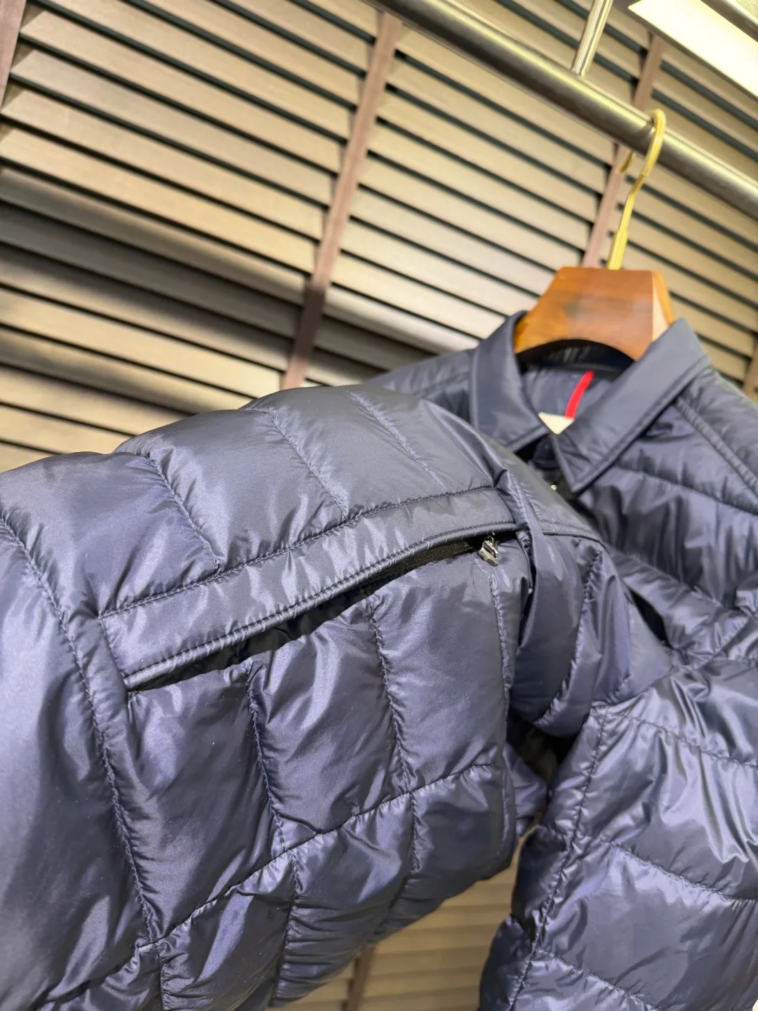 Men's Jackets And Down Jackets MONCLER 18361323