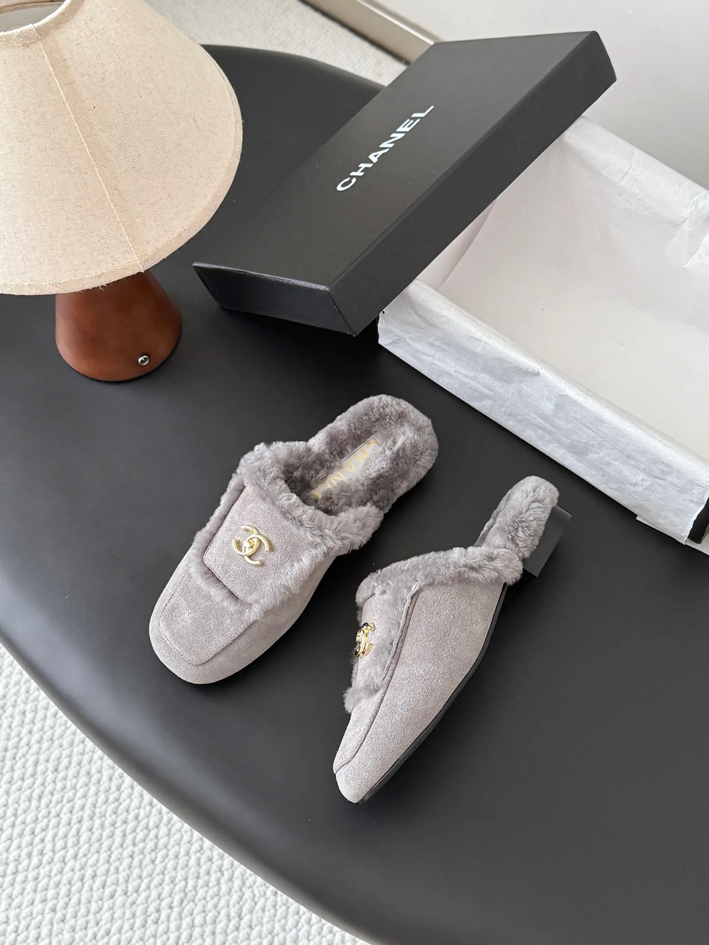 Women's Slippers CHANEL 18139402