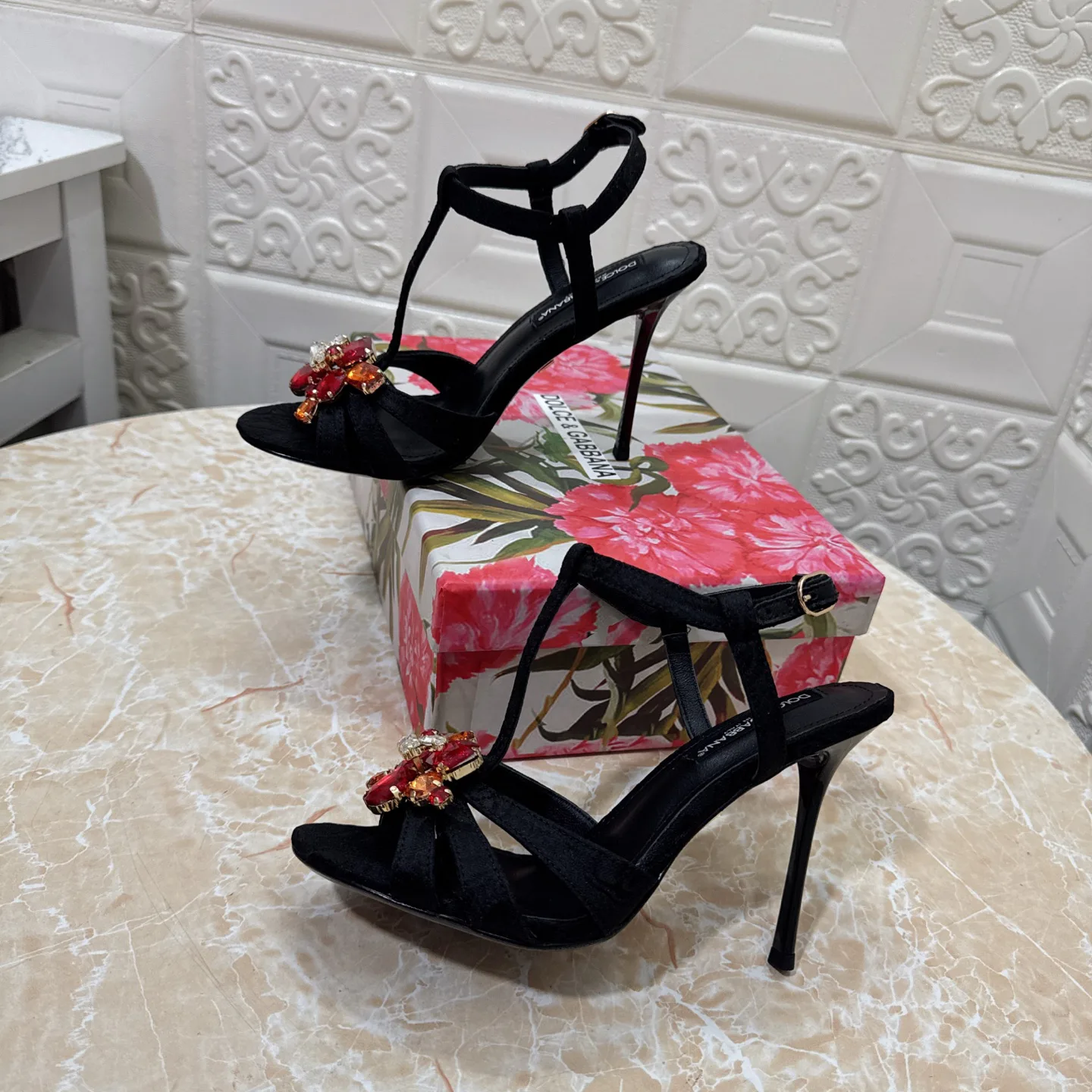 Women's Open-Toe Sandals DOLCE & GABBANA 17349790
