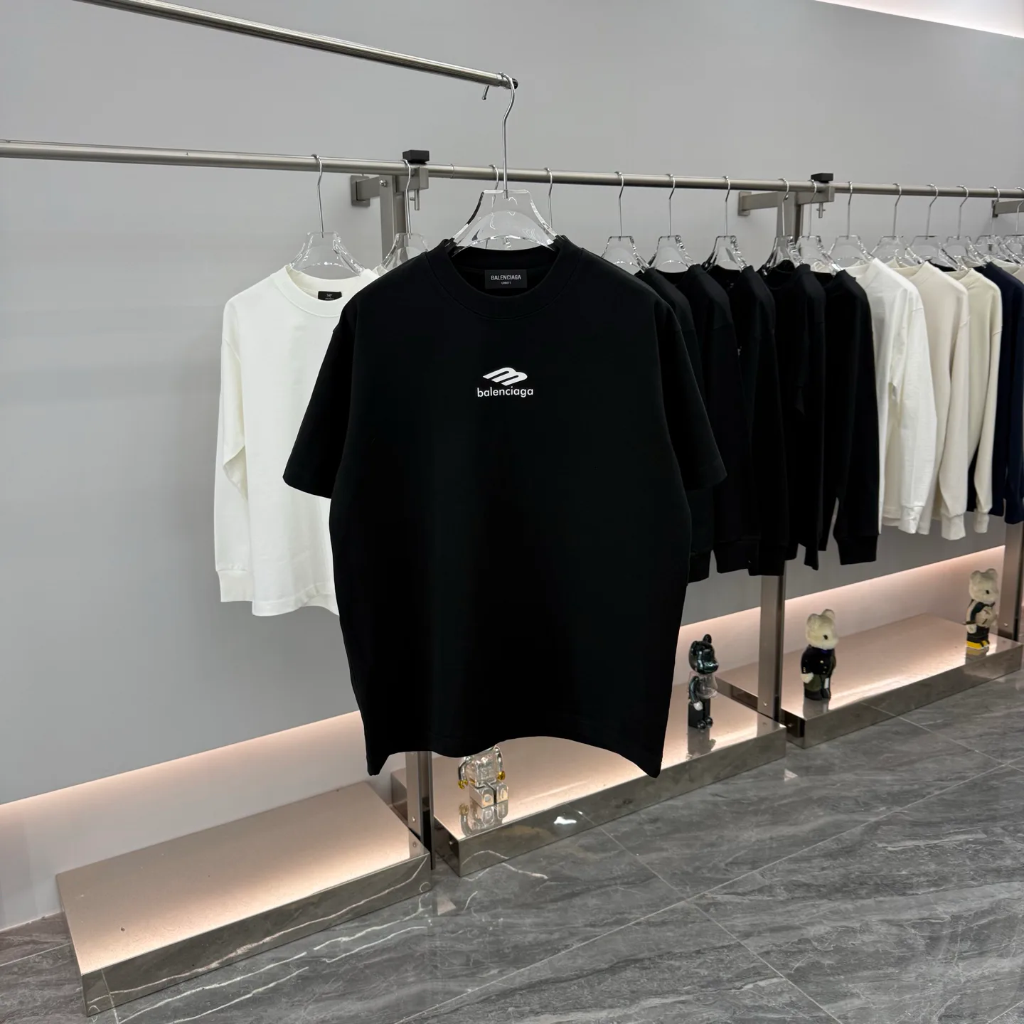 Men's T-Shirts BALENCIAGA 18408261