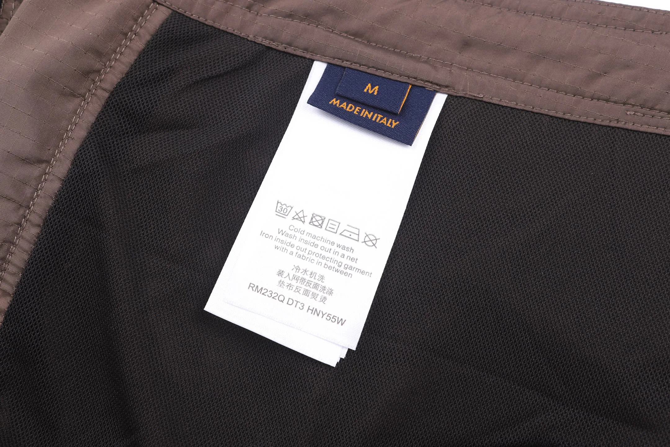Men's Shorts LOUIS VUITTON 17707298
