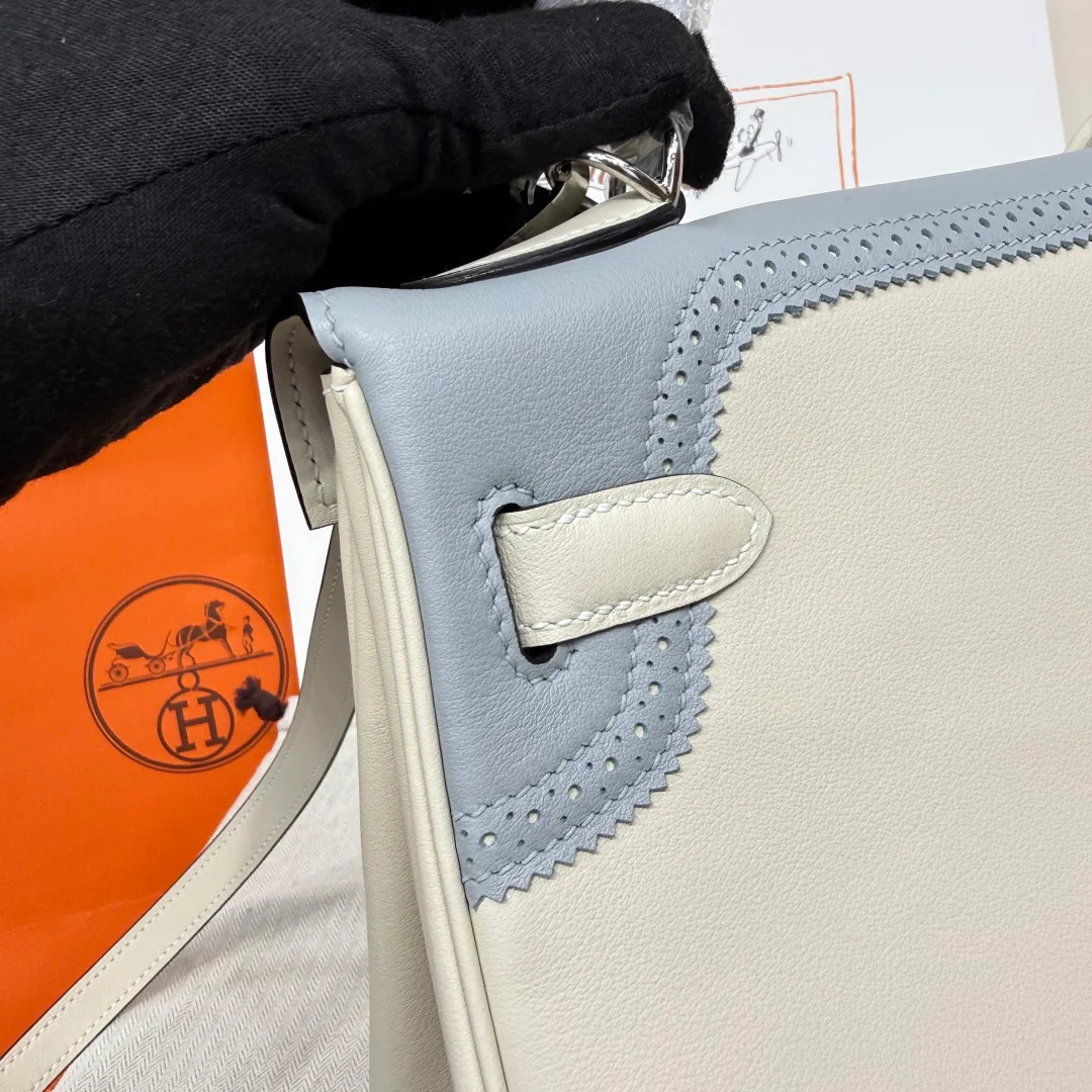 Women's Classic Handbags HERMES 18394578