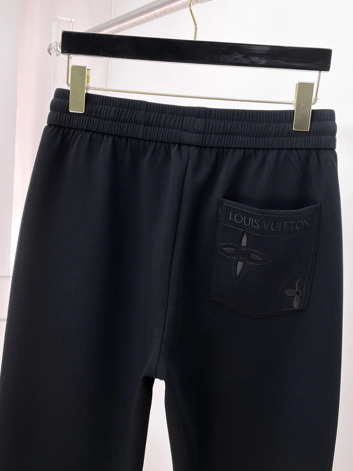 Men's Trousers LOUIS VUITTON 18399309