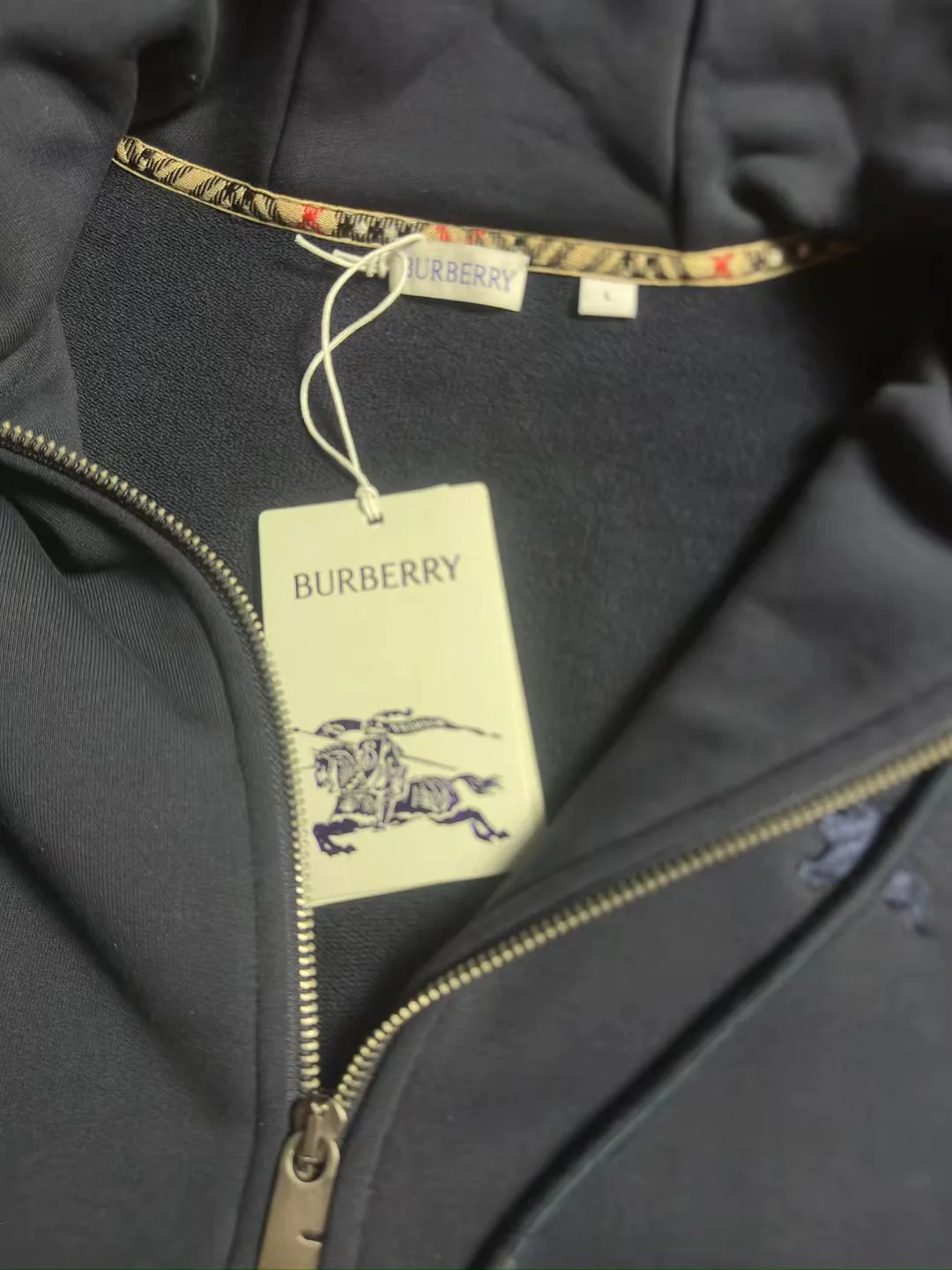 Men's Sweatshirts And Hoodies BURBERRY 18215799