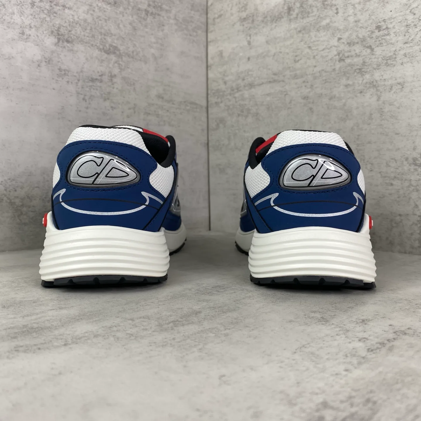 Women's Sneakers CHRISTIAN DIOR 17399406
