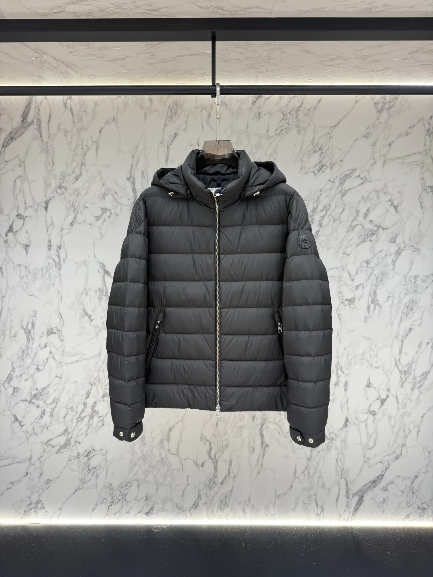 Men's Jackets And Down Jackets MONCLER 17809000