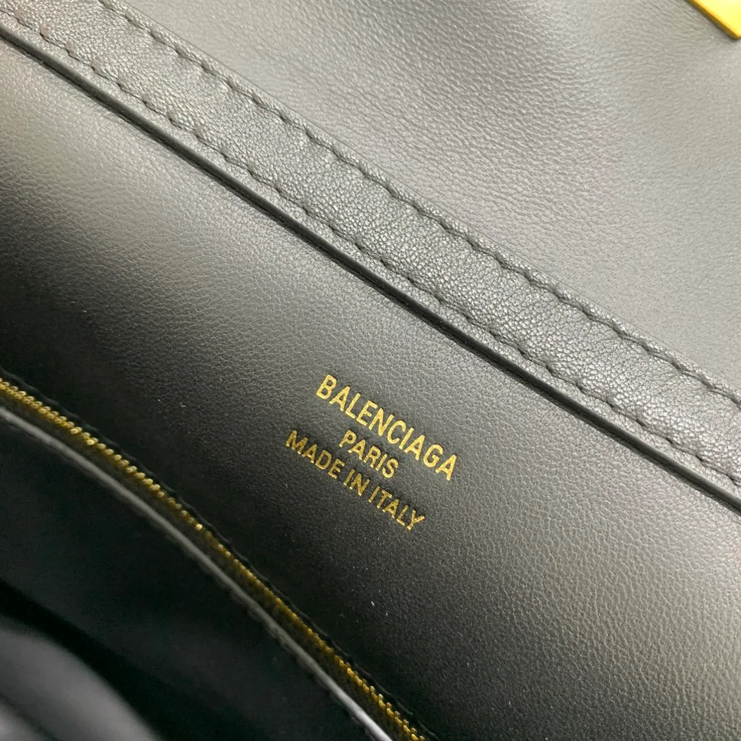 Women's Classic Handbags BALENCIAGA 18136386