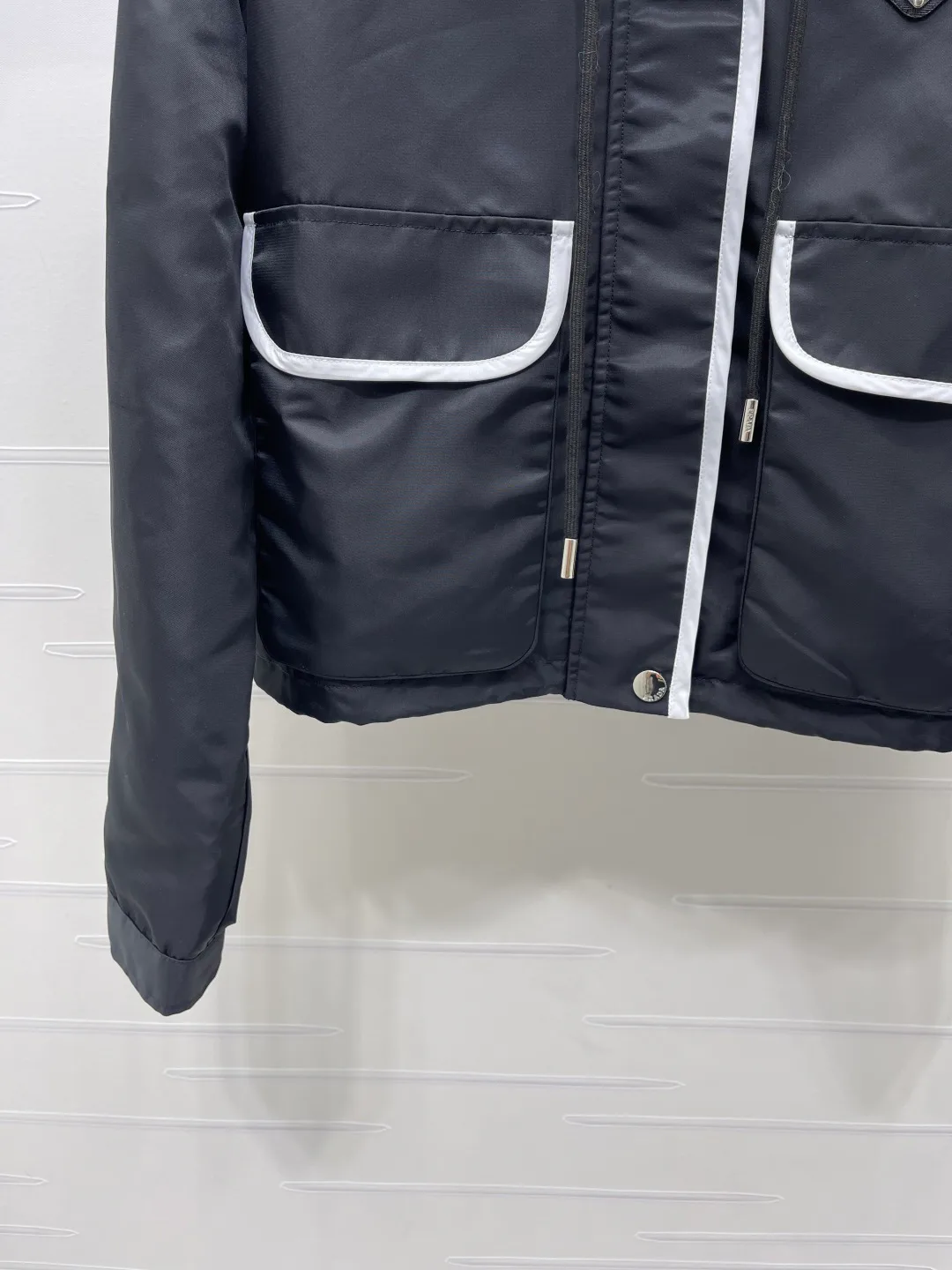Women's Jackets And Down Jackets PRADA 18038732