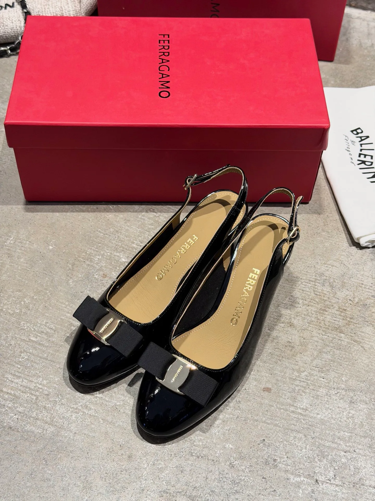Women's Heels SALVATORE FERRAGAMO 17642596