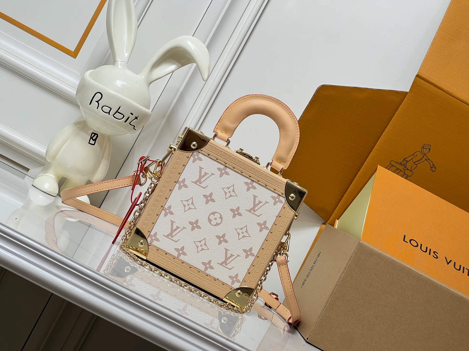 Women's Classic Handbags LOUIS VUITTON 17904082