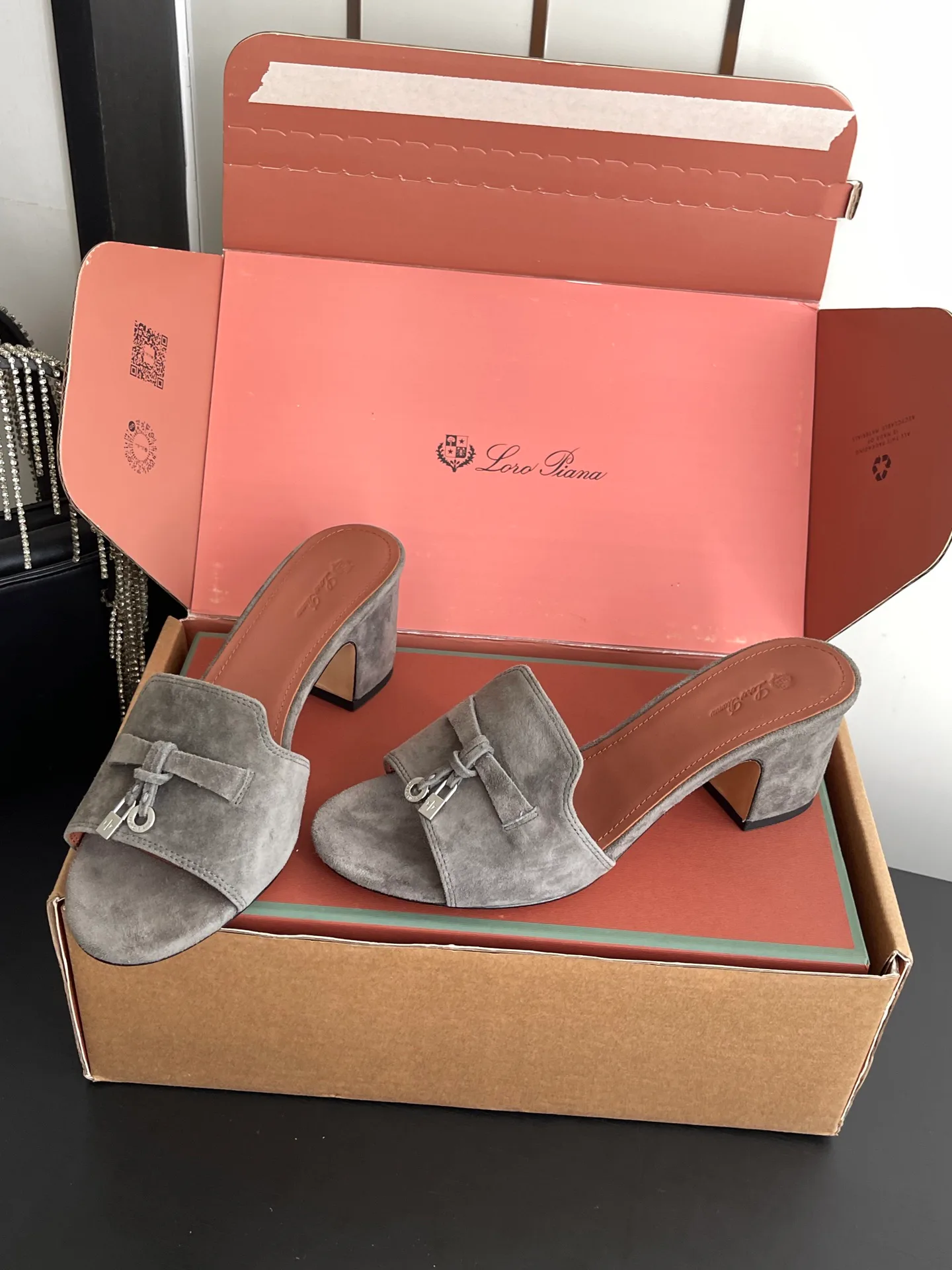 Women's Open-Toe Sandals LORO PIANA 17554401