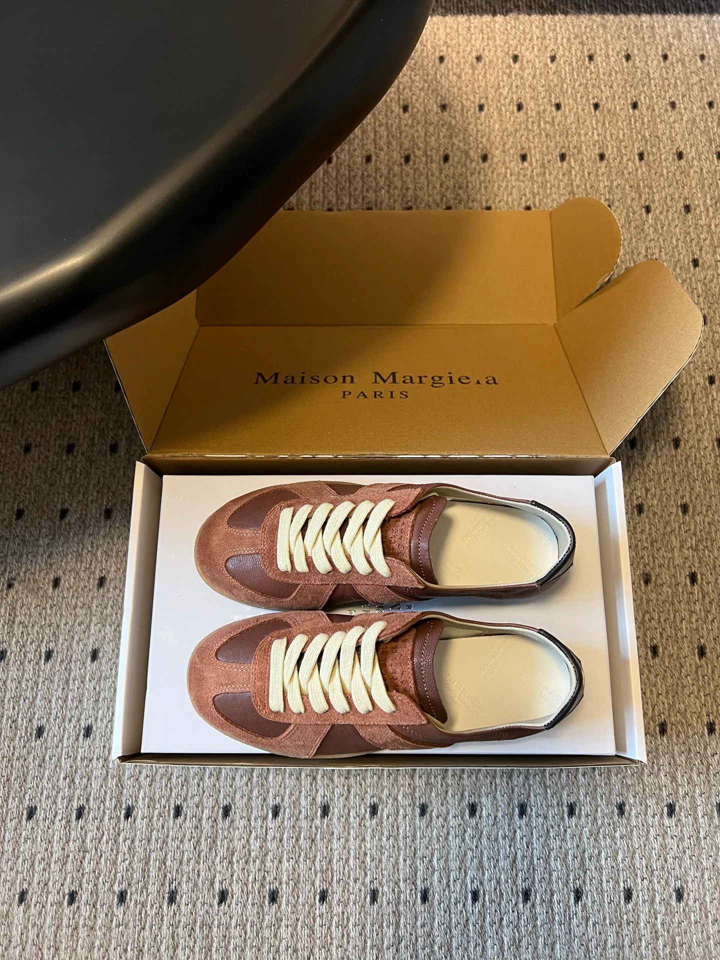 Women's Sneakers MAISON MARGIELA 17686623