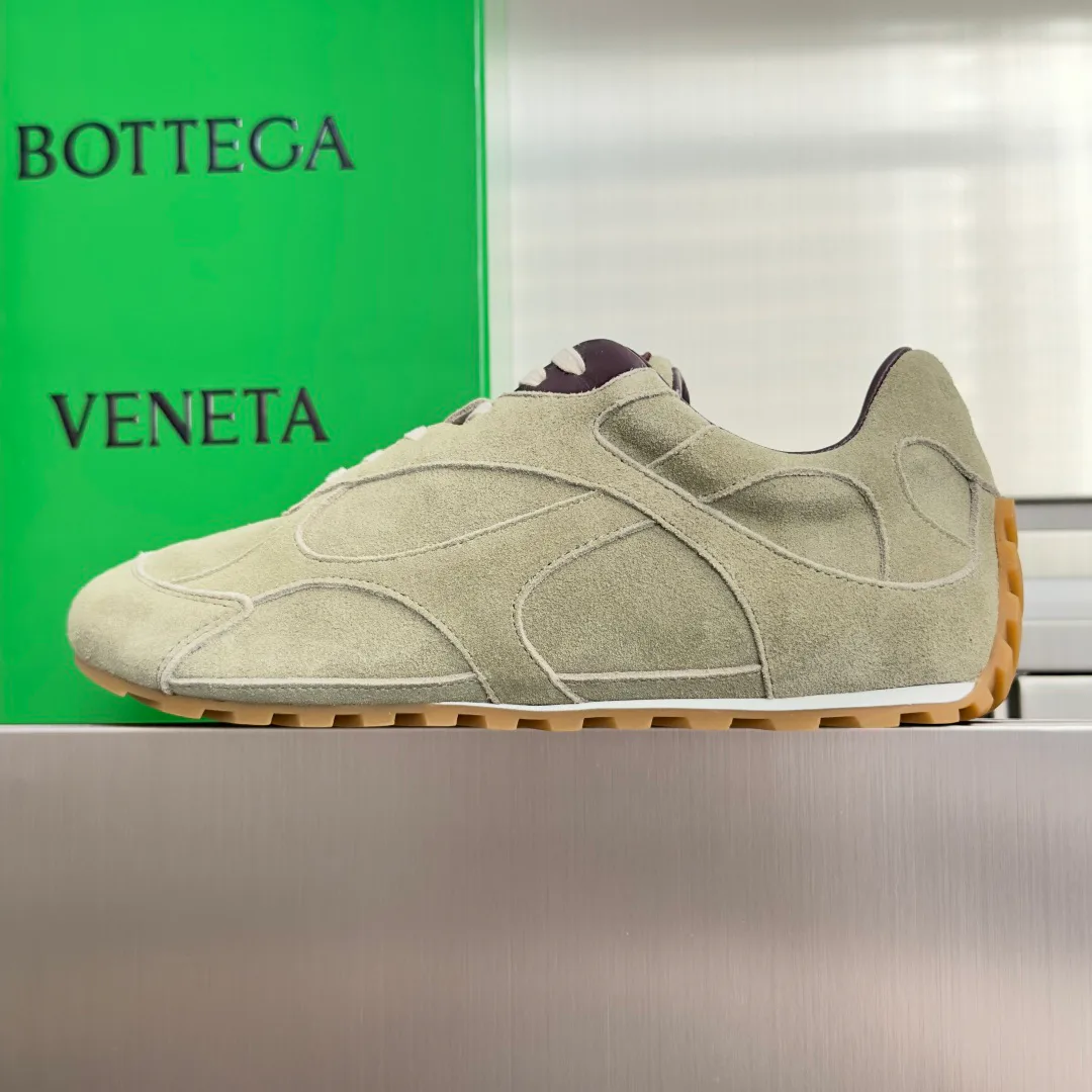 Women's Sneakers BOTTEGA VENETA 17771975