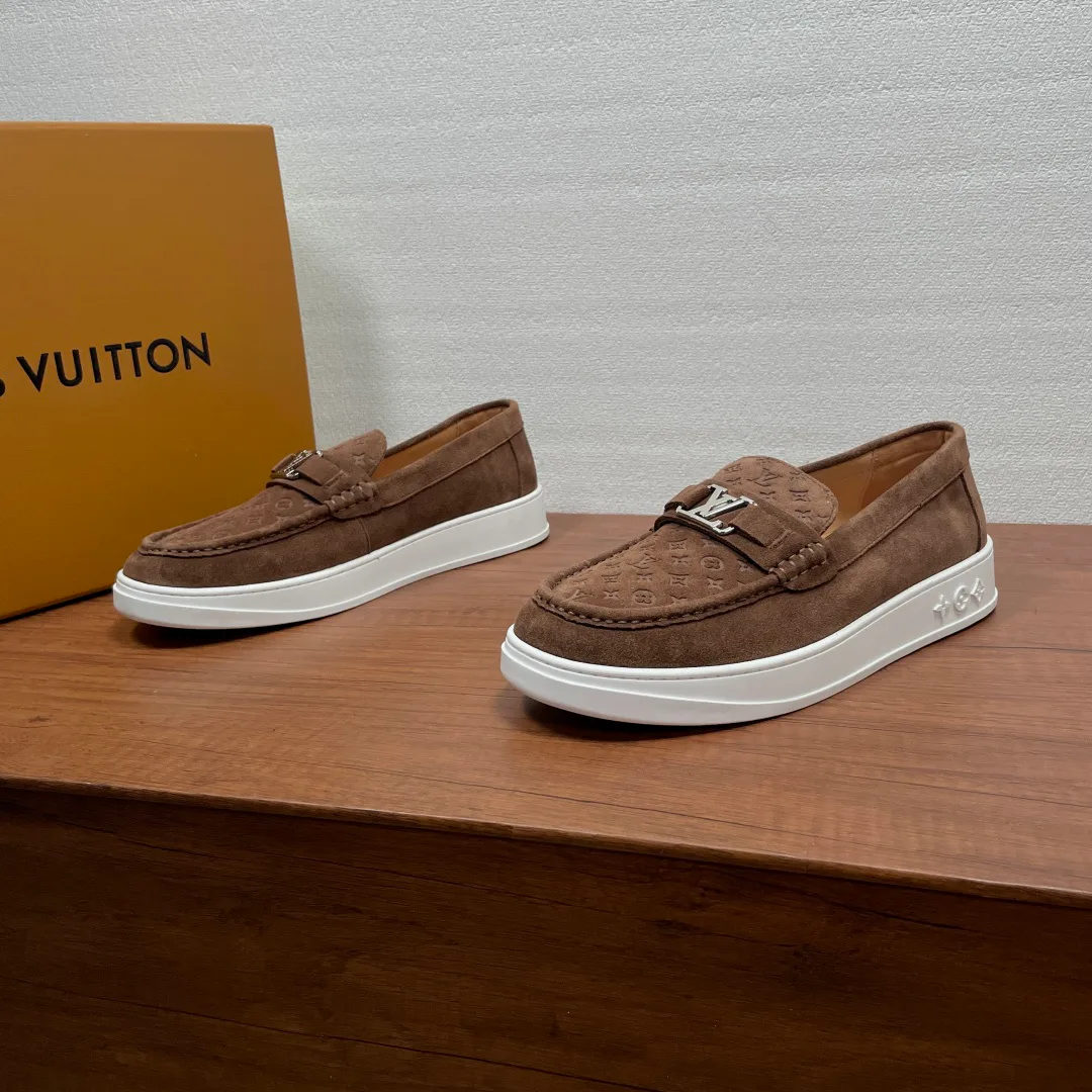 Men's Loafers And Dress Shoes LOUIS VUITTON 17307287