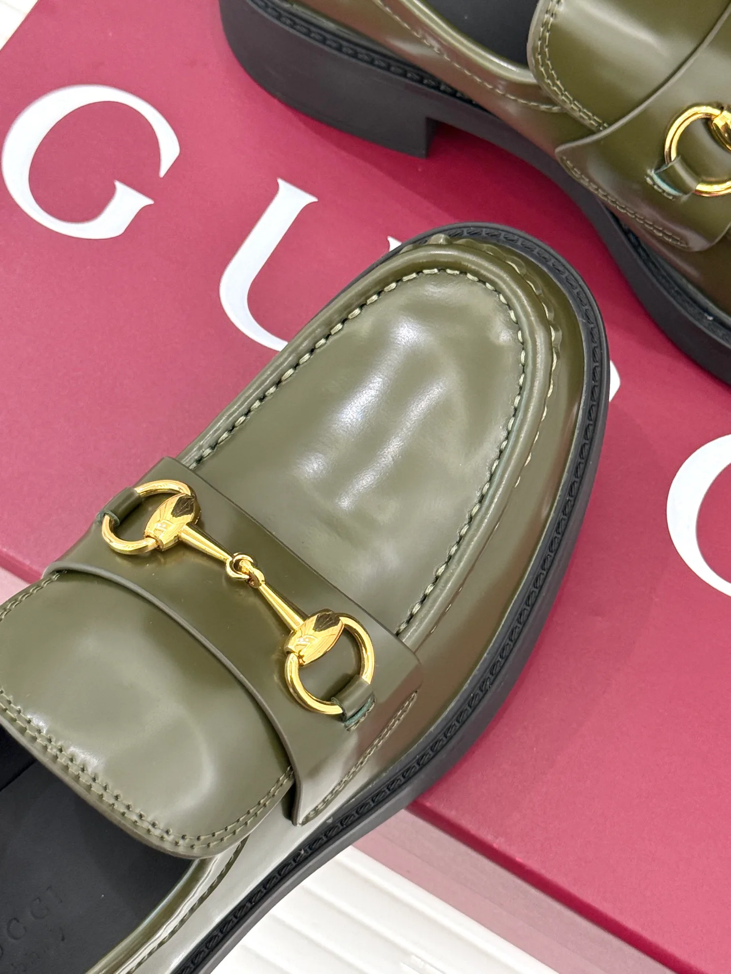 Women's Loafers And Moccasins GUCCI 18092026