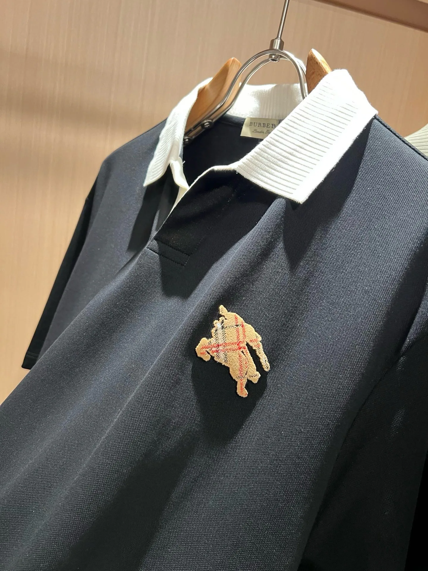 Men's Shirts BURBERRY 18243926