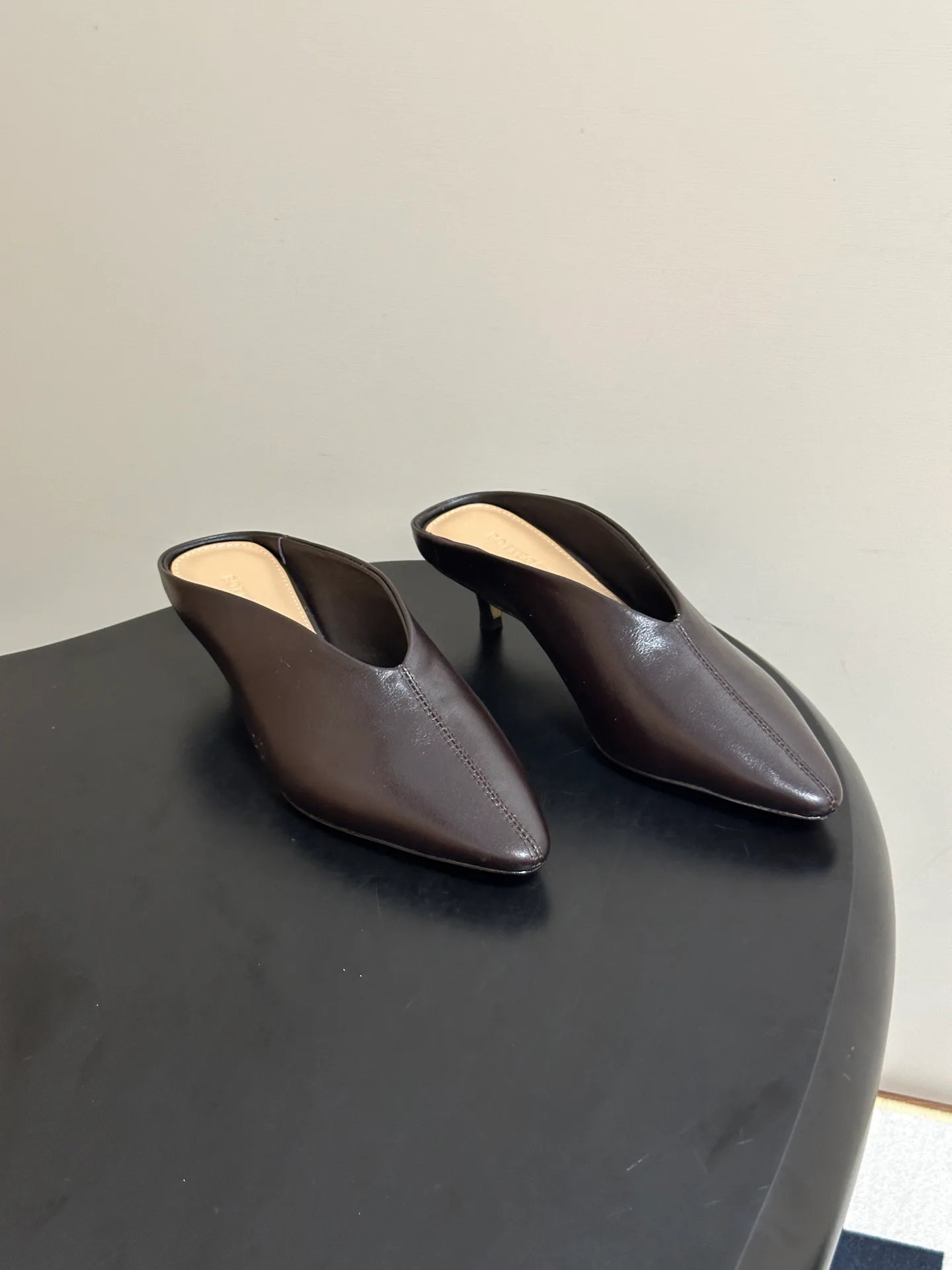 Women's Mules And Clogs BOTTEGA VENETA 18049551