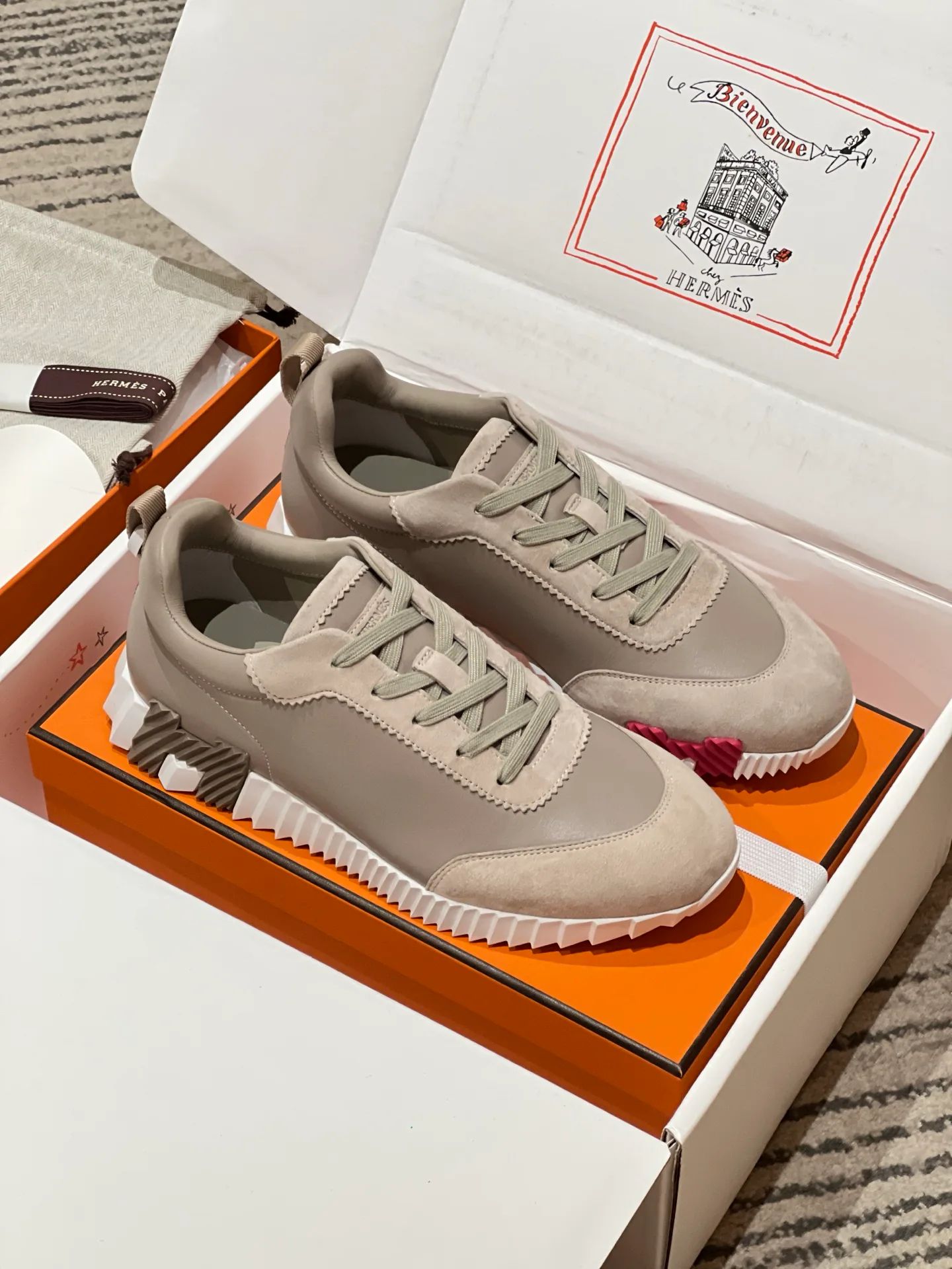 Women's Sneakers HERMES 18080315