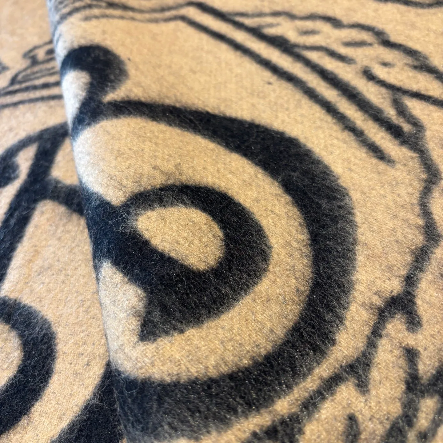 Scarves BURBERRY 18507335