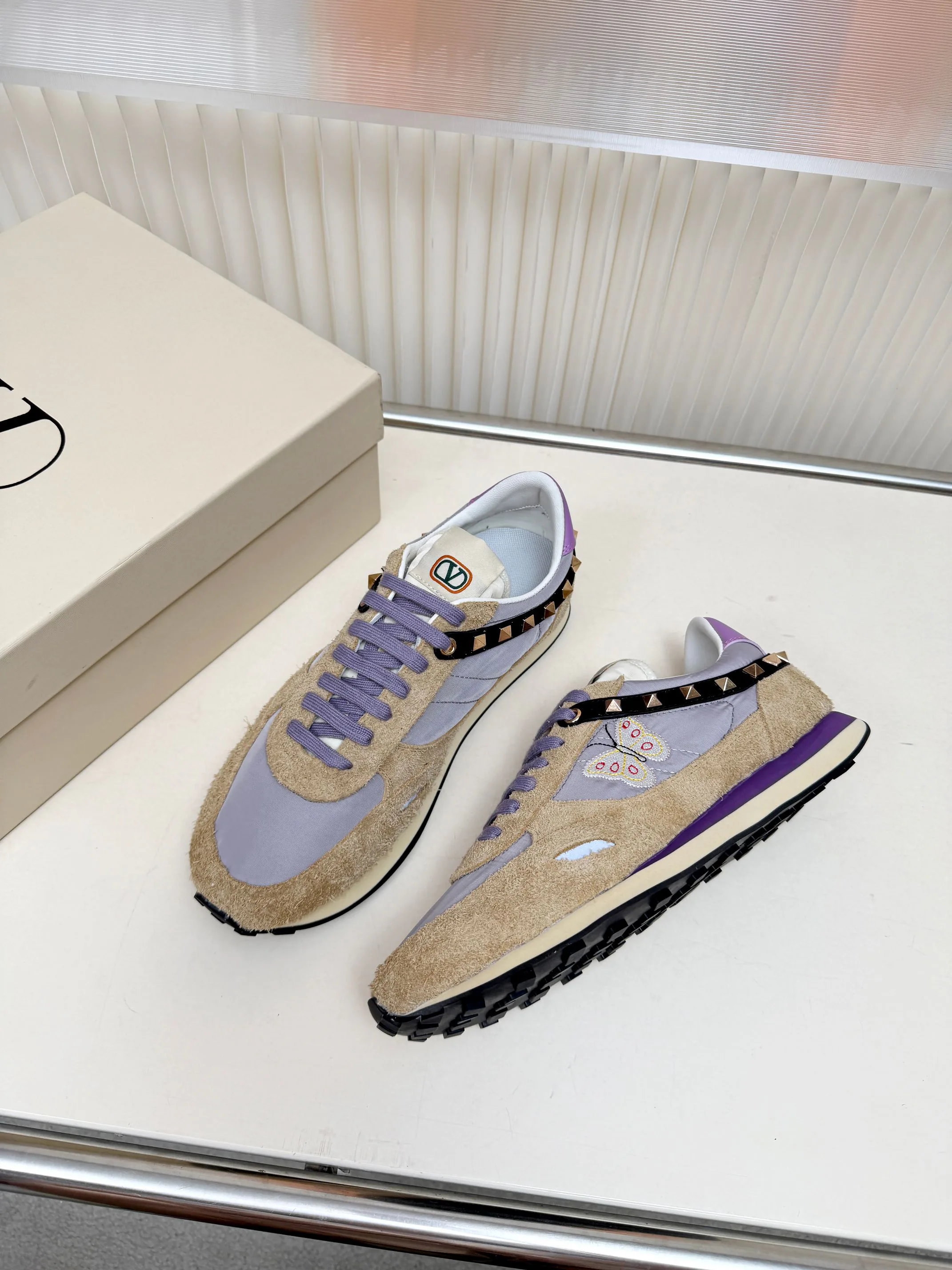 Women's Sneakers VALENTINO 18212008