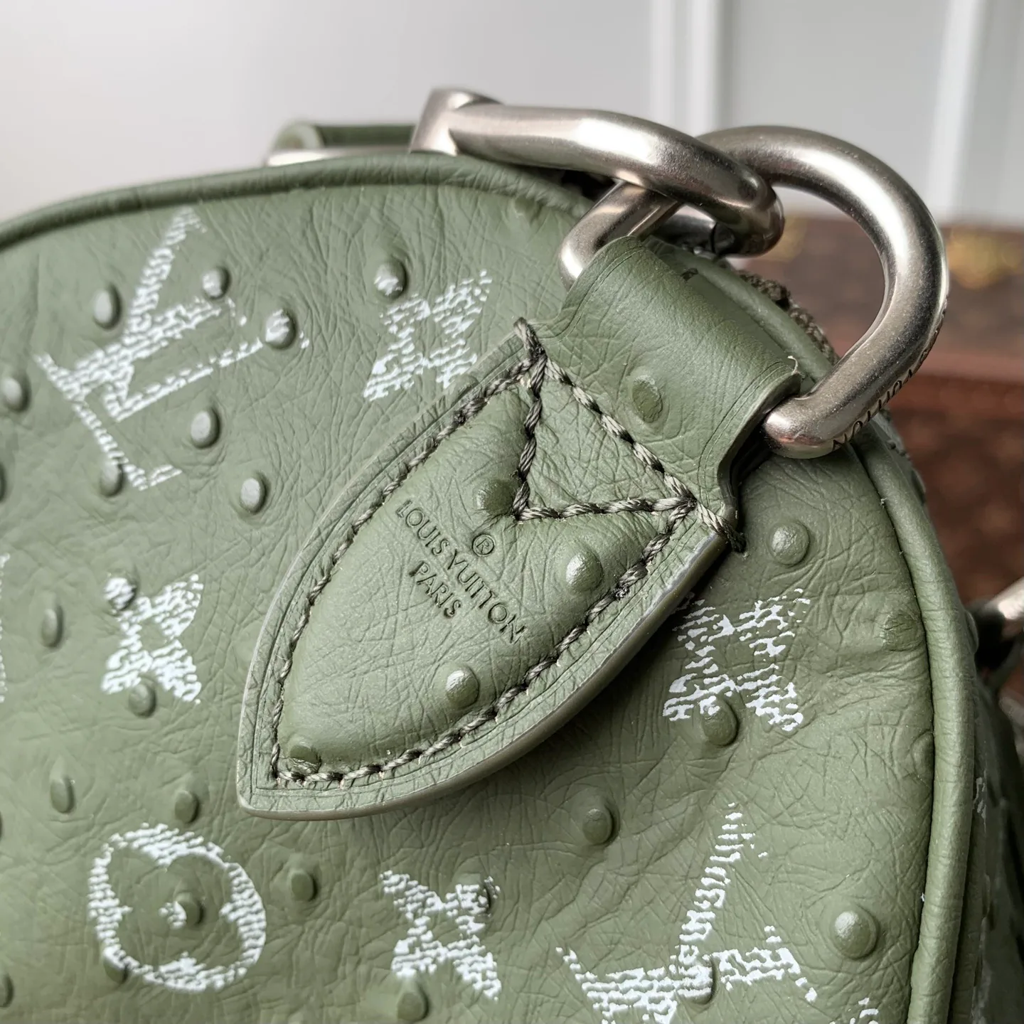 Women's Classic Handbags LOUIS VUITTON 18147447