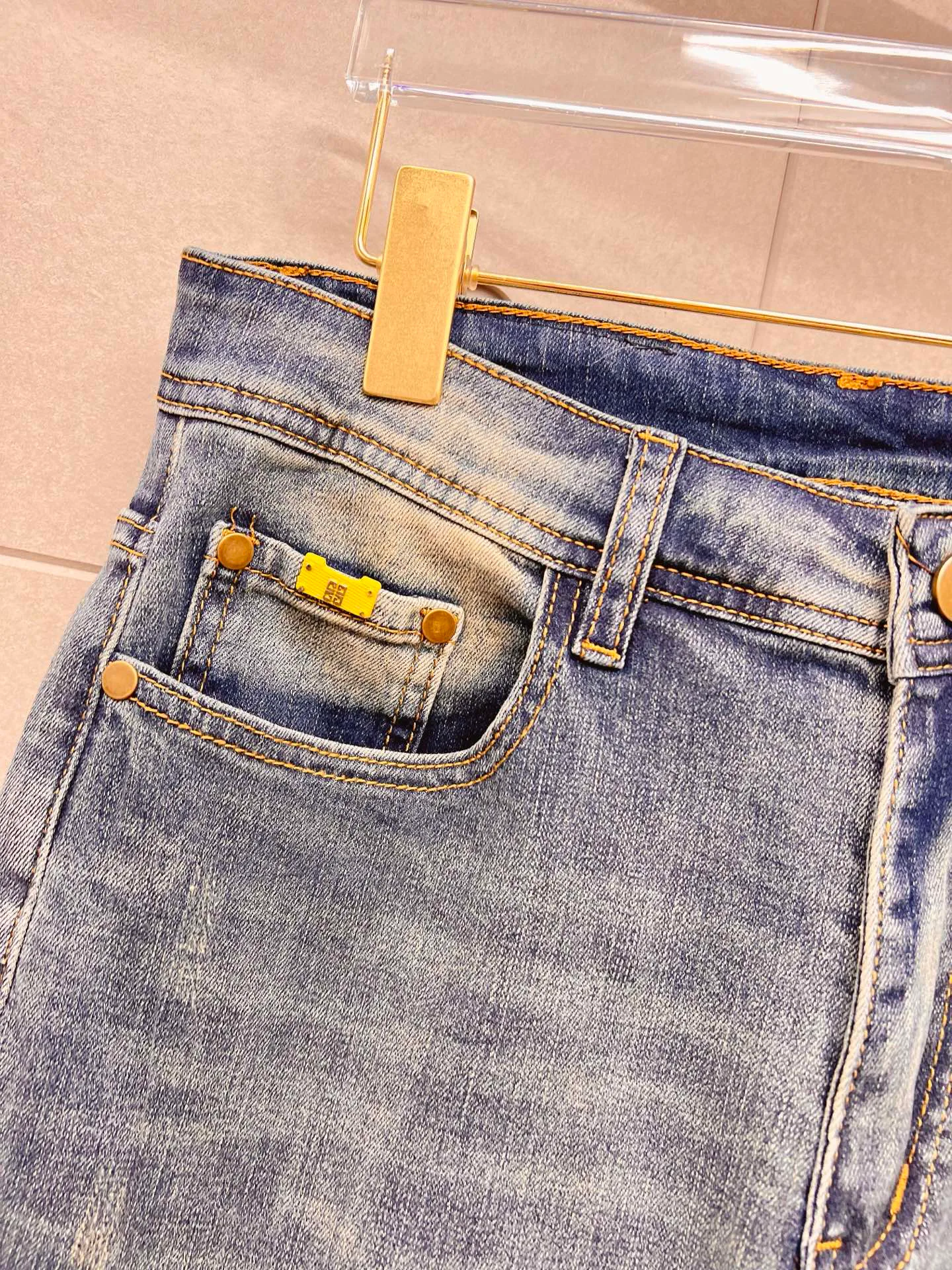 Men's Jeans GIVENCHY 18098423