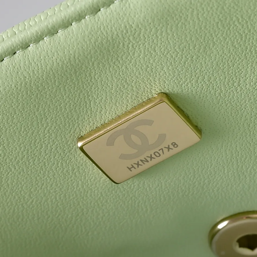 Women's Classic Handbags CHANEL 18147802