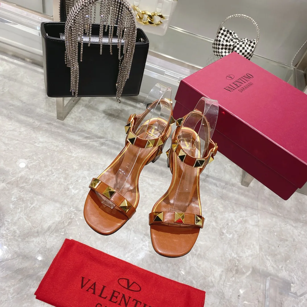 Women's Open-Toe Sandals VALENTINO 17956835