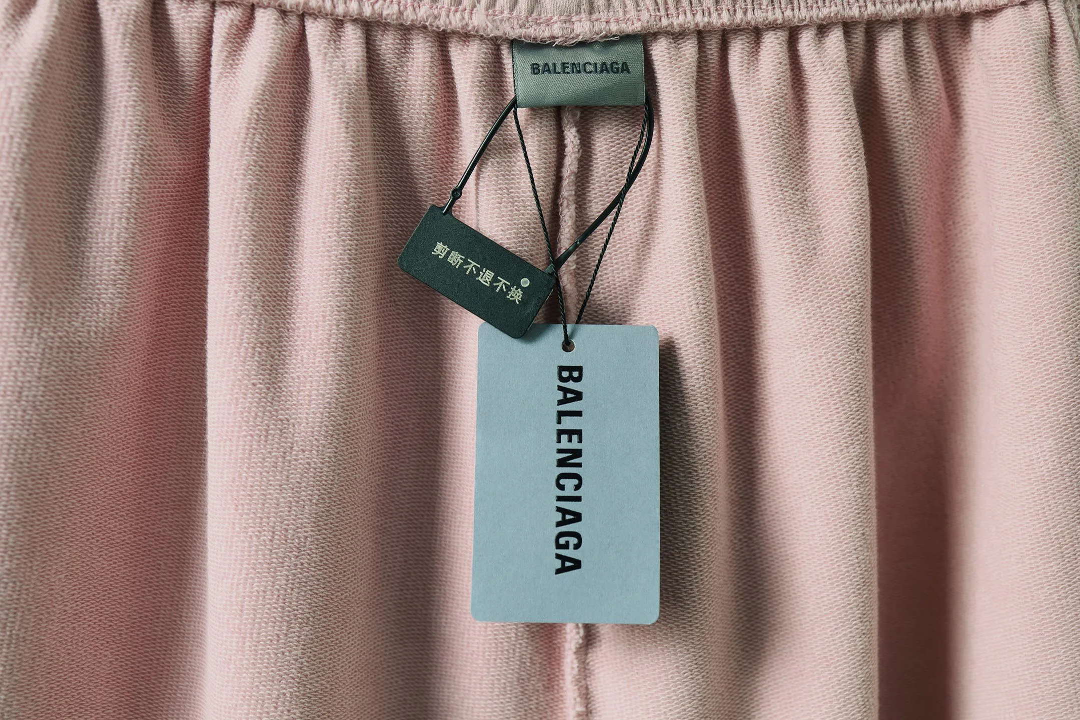 Men's Shorts BALENCIAGA 17811622