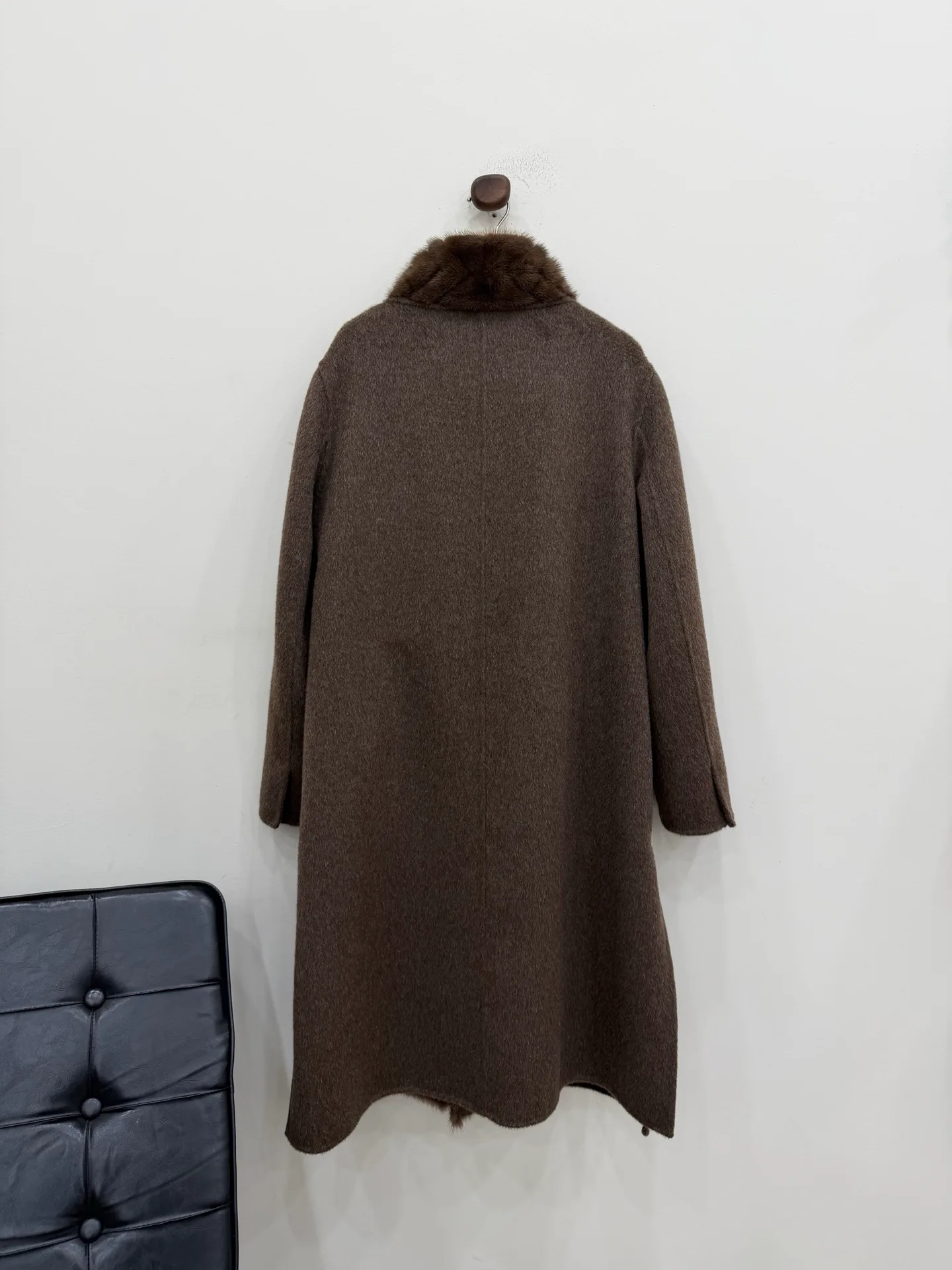 Women's Coats LORO PIANA 18277660