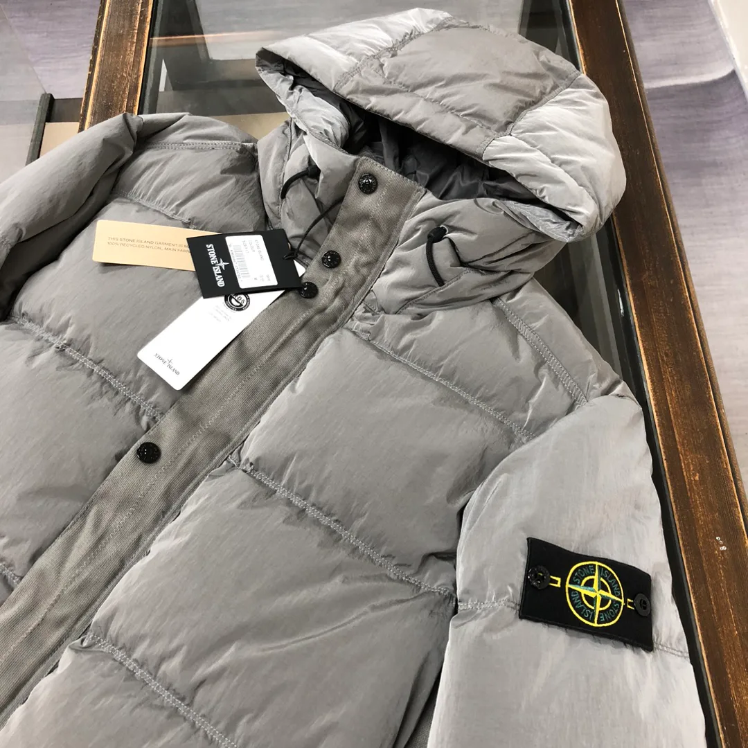 Women's Jackets And Down Jackets STONE ISLAND 18002083