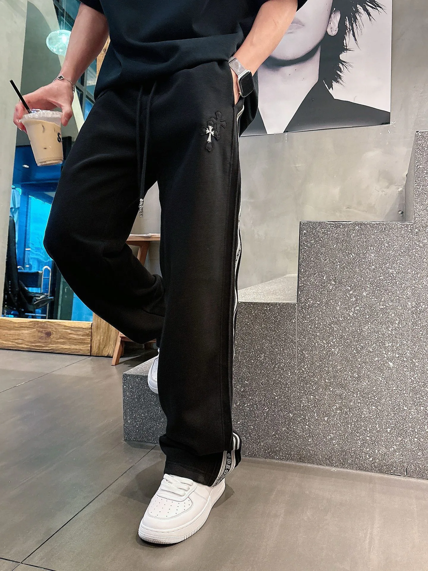 Брюки Мужские Chrome Hearts 18596883