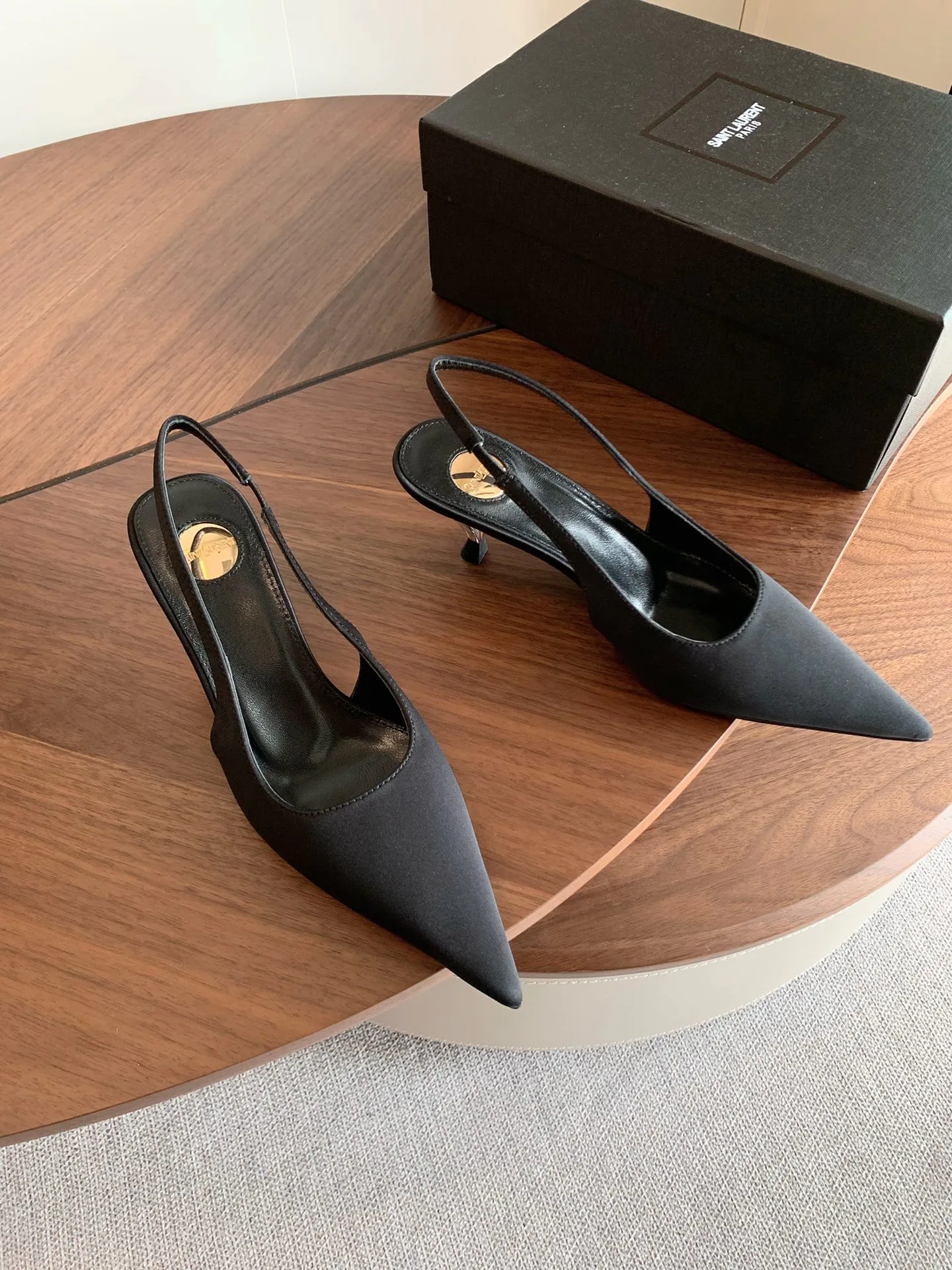 Women's Heels SAINT LAURENT 17371725