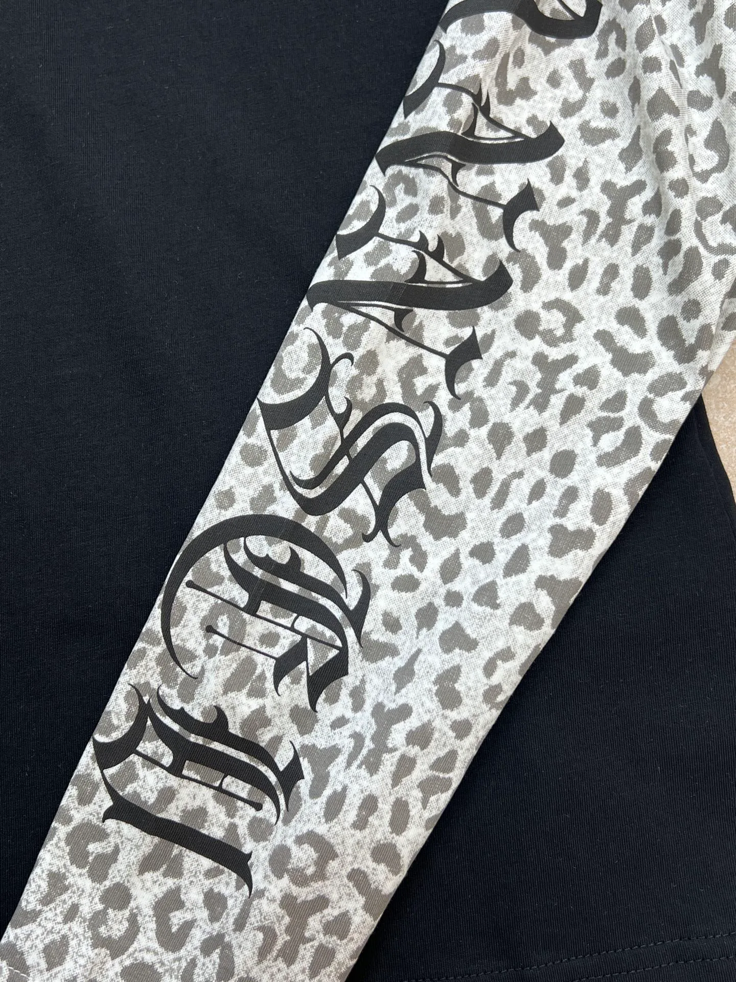 Women's T-Shirts CHROME HEARTS 17571161